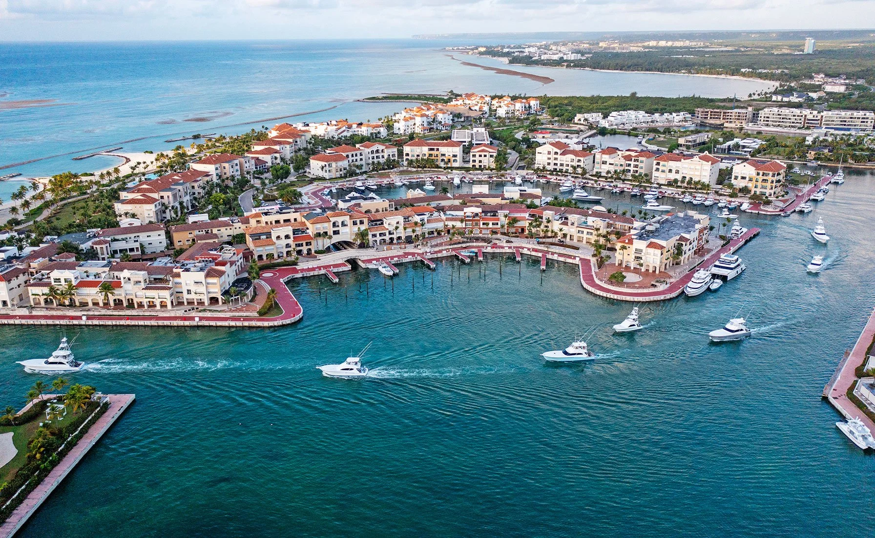 DESFILE_MARINA_CAPCANA_TORNEO.jpg