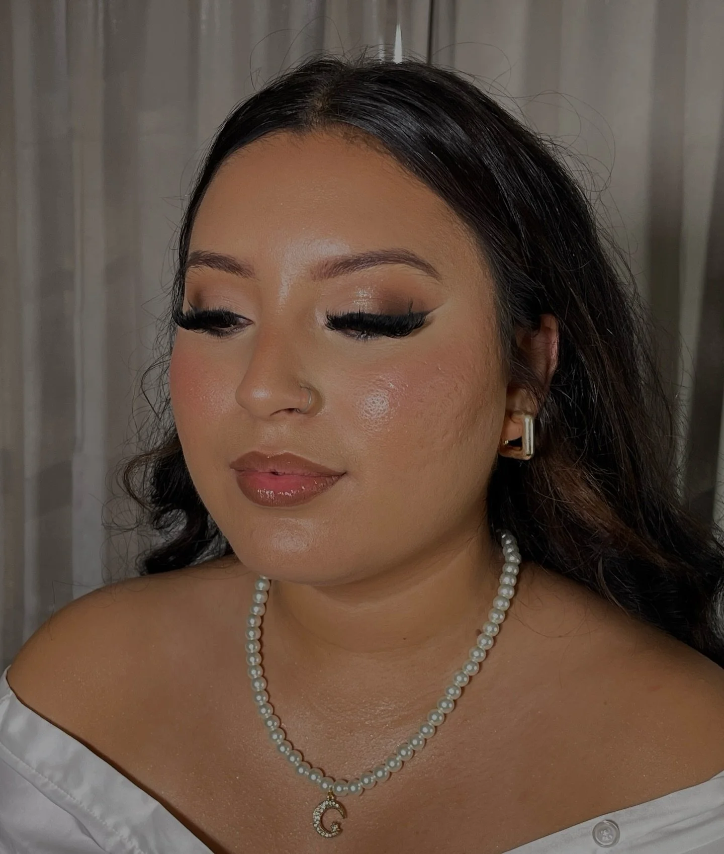 One less thing on your to-do list? Yes, please.☑️

To my future 2026 and 2027 brides: booking your makeup artist early means one thing total peace of mind. Secure your date now and let&rsquo;s start dreaming up your perfect bridal aesthetic. Whether 