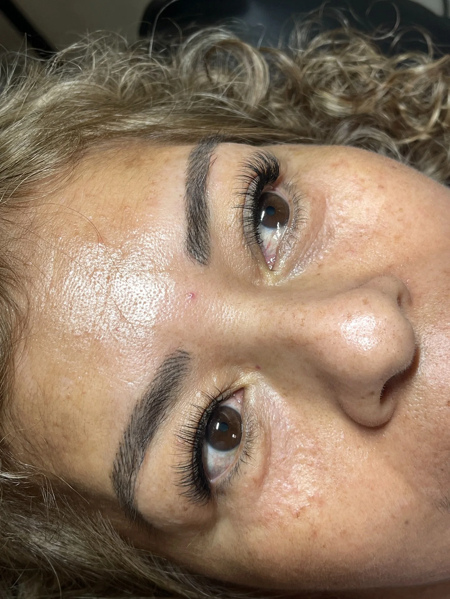 Your lashes, but better. There&rsquo;s nothing like a fresh set of Classics to brighten up the eyes!
Set: Classic
Curl: CC
Mapping: 10-13, open eye