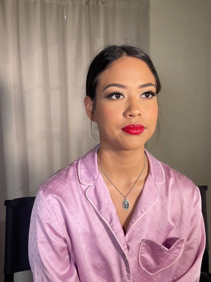 Classic red lips and a sultry smoke timeless glamour for a beautiful client. 💄✨
#mua #texasmakeupartist #madisonvilletx #huntsvilletx #travelmua