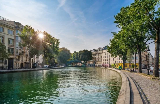 FREE CANAL SAINT MARTIN TOUR