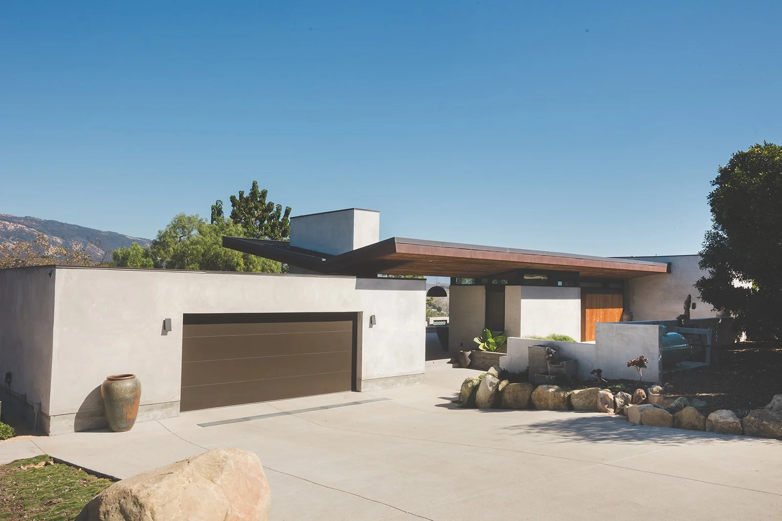 New home build Goleta, California, modern, hardscape