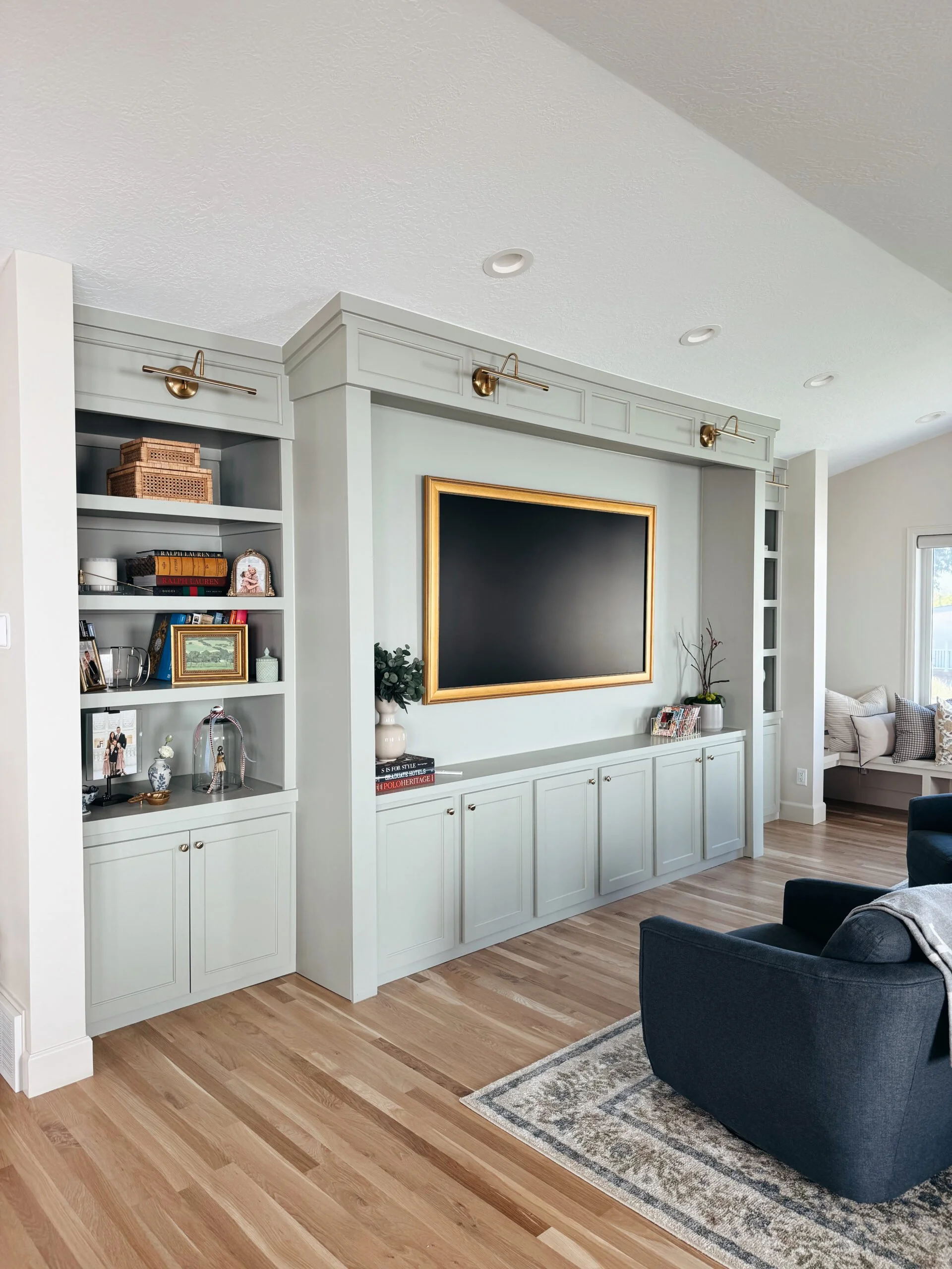 Duncan Frazier custom build entertainment center