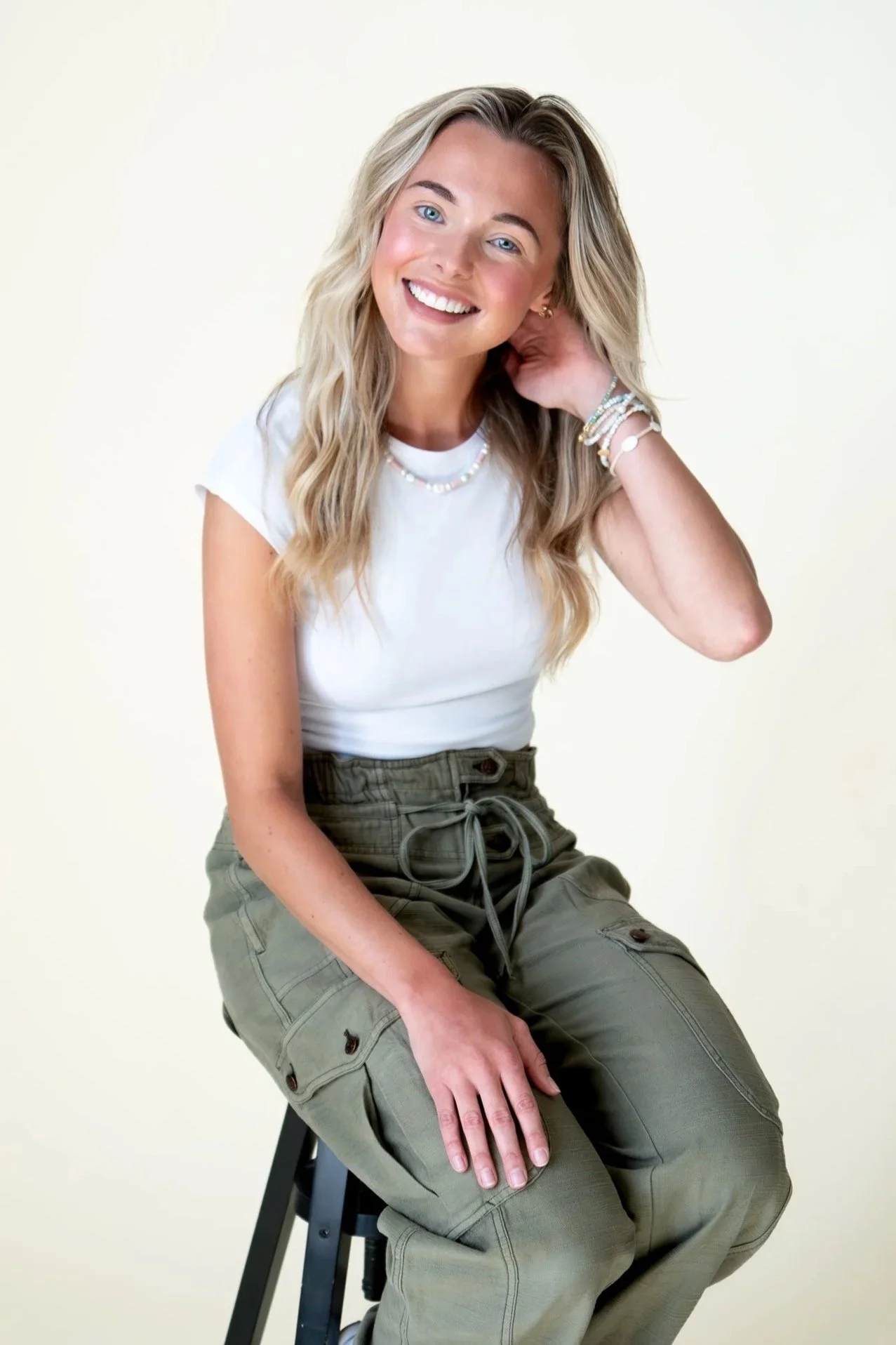 Stylist at Do’s & Dye Salon