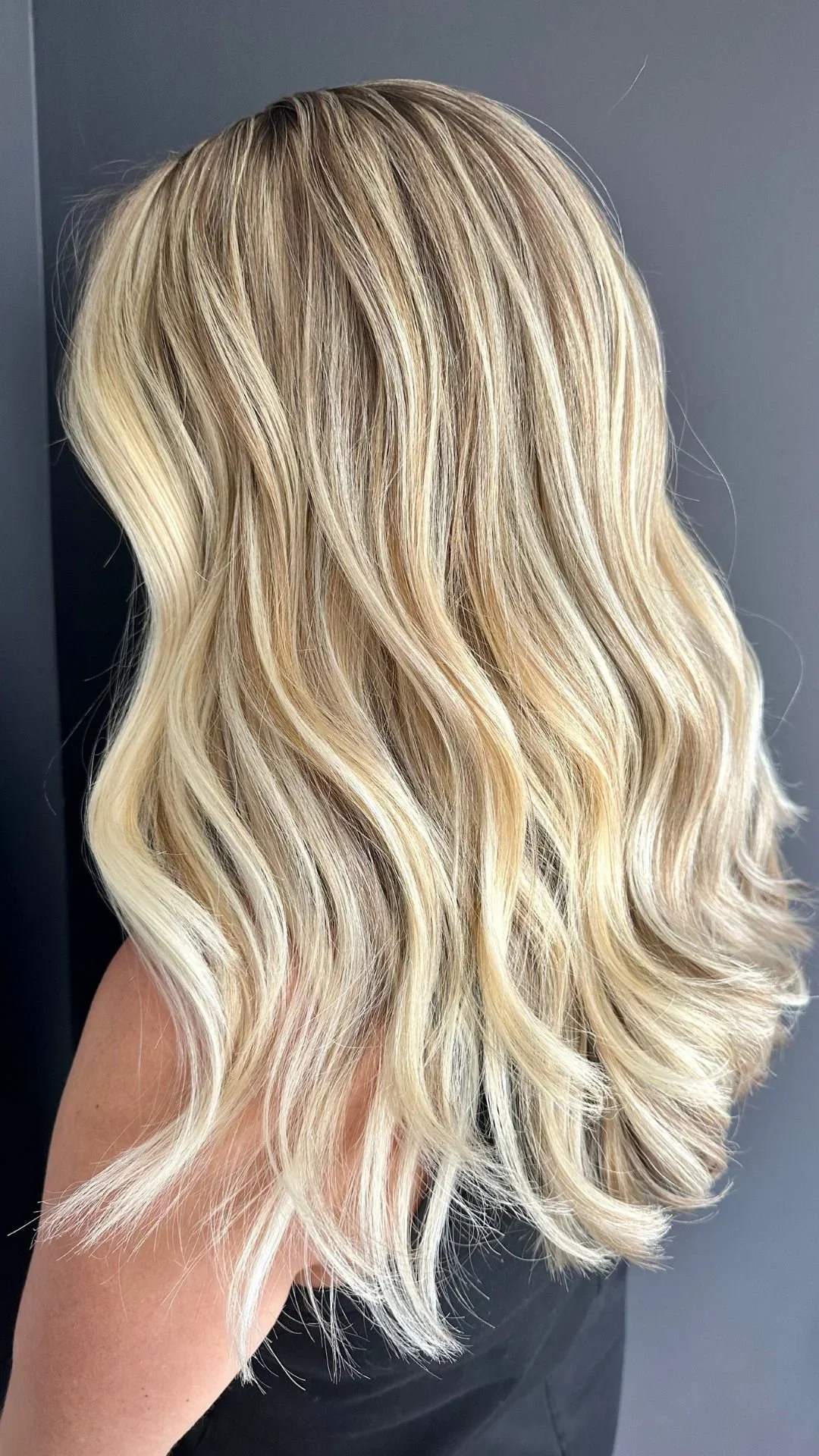 Bright blonde balayage with seamless blend and soft contrast