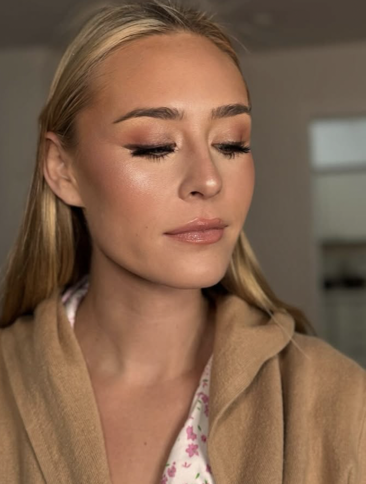 Makeup by Emma (2).png