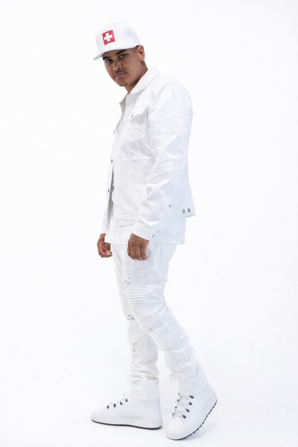 CV$H official studio press photo in white outfit