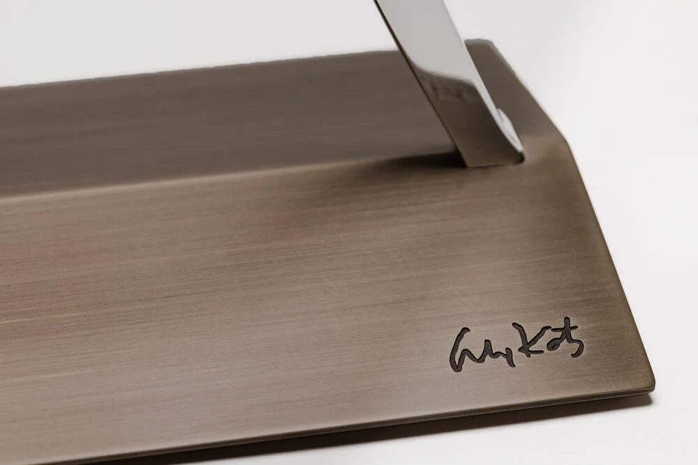 Ada Outline (24 inches) Signature