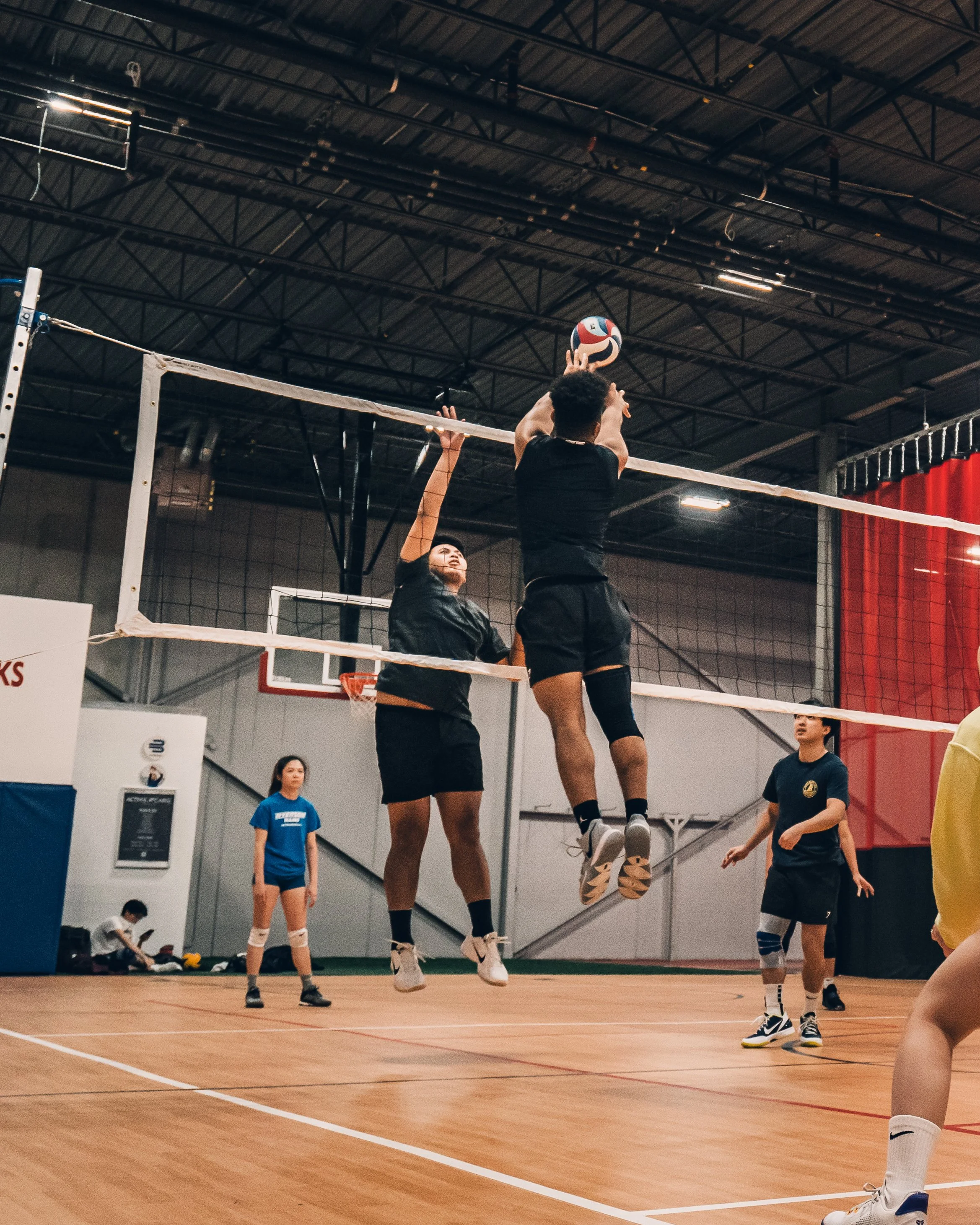 INDOOR VOLLEYBALL COURT MISSISSAUGA
