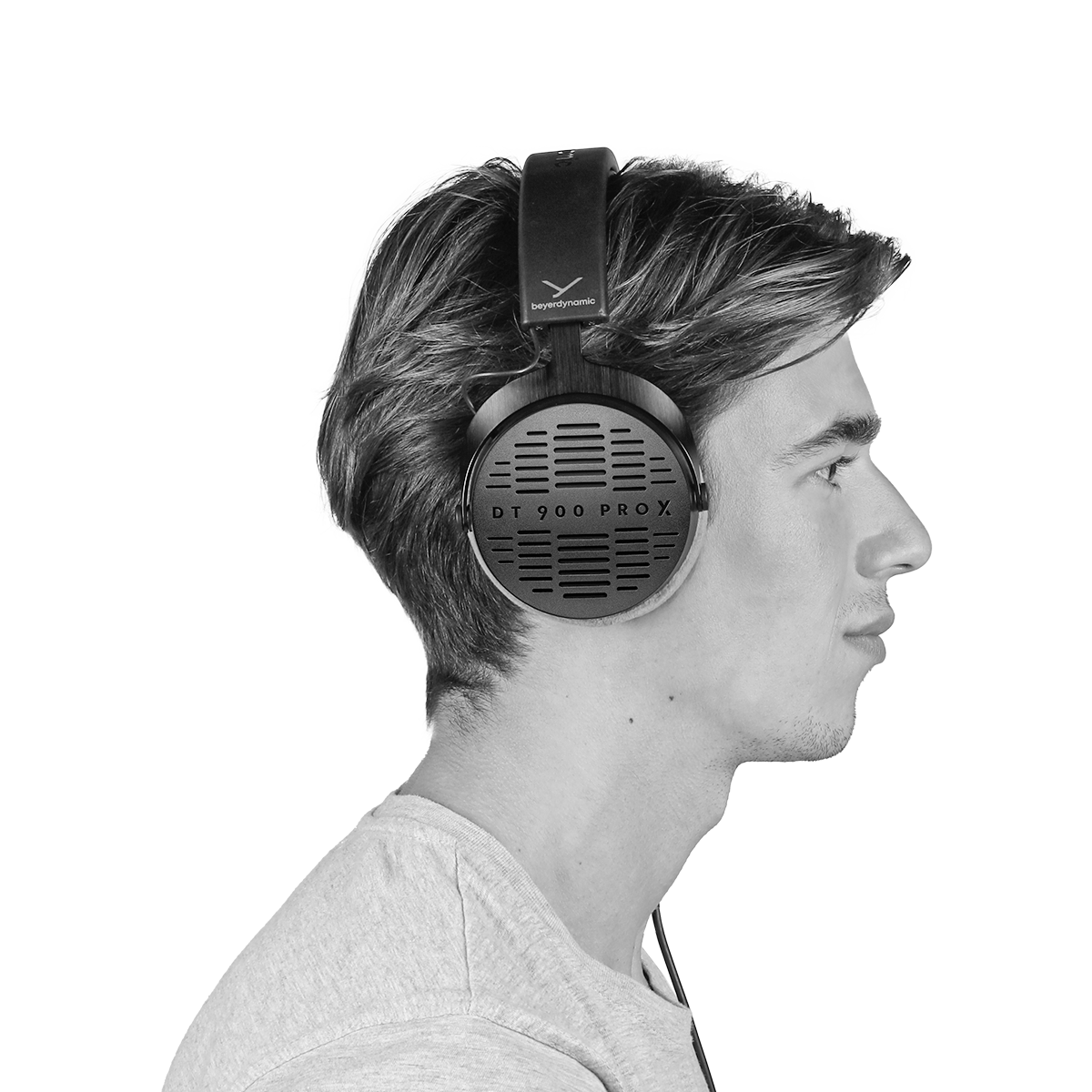 BEYERDYNAMIC DT 900 PRO X.png