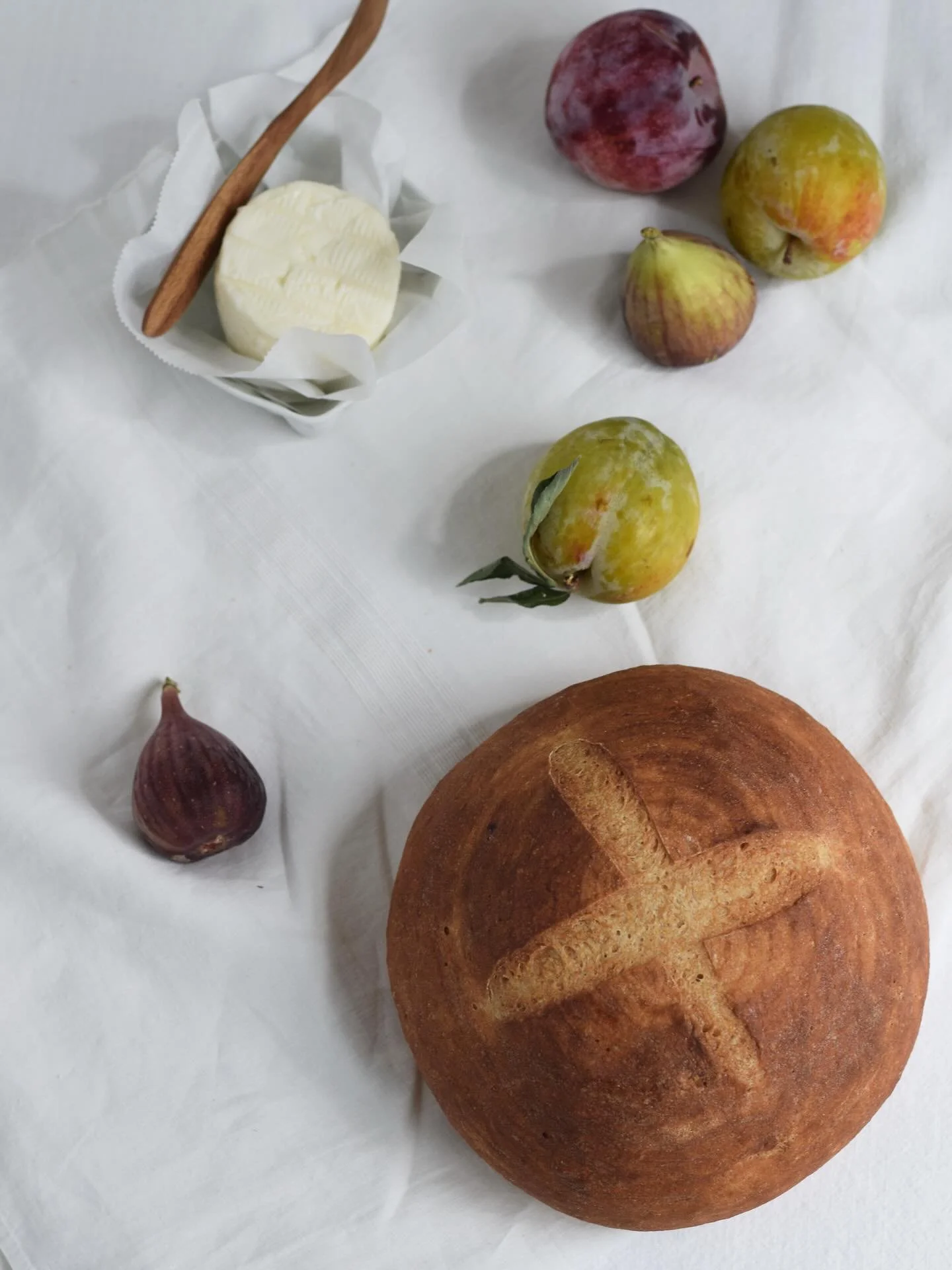 Last day to pre-order for pickup this Thursday, October 15th in Menlo Park.

The October chill is setting in, so soup&rsquo;s on at our house this week, with crusty bread on the side, of course 🍂 Our cottage loaves are wonderfully versatile, perfect