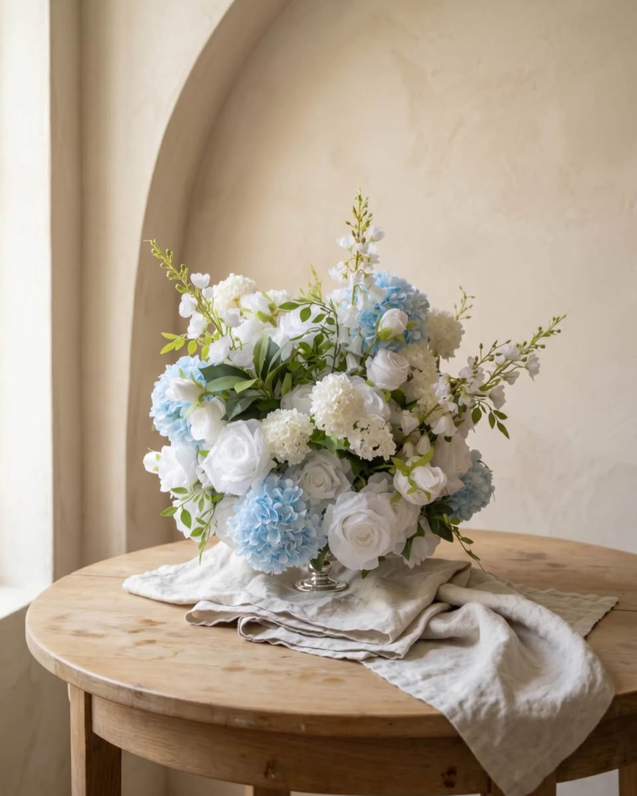 Something Blue Centerpieces (Baseless)
12 Available
