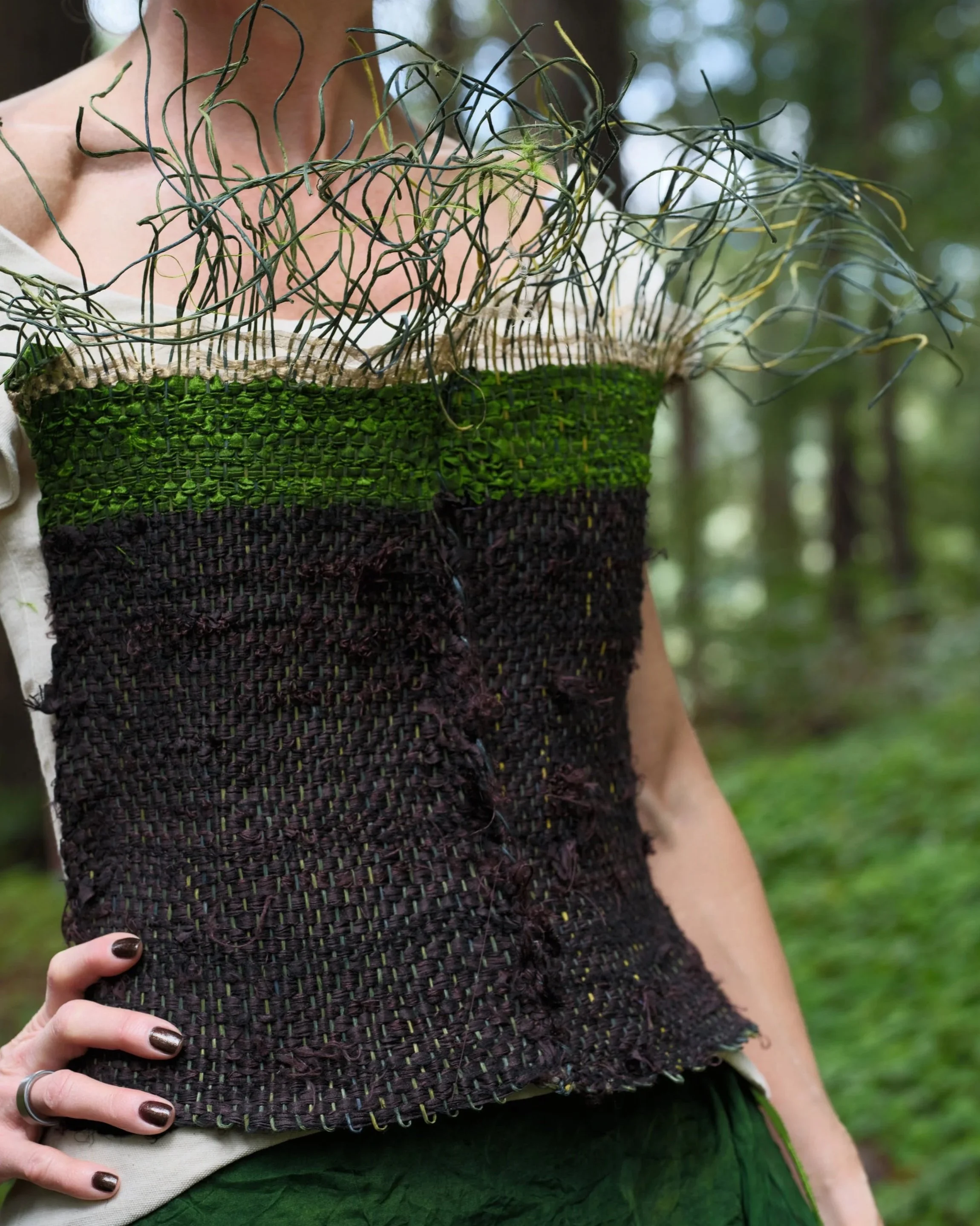 Woven silk remnants with dyed wire warp 