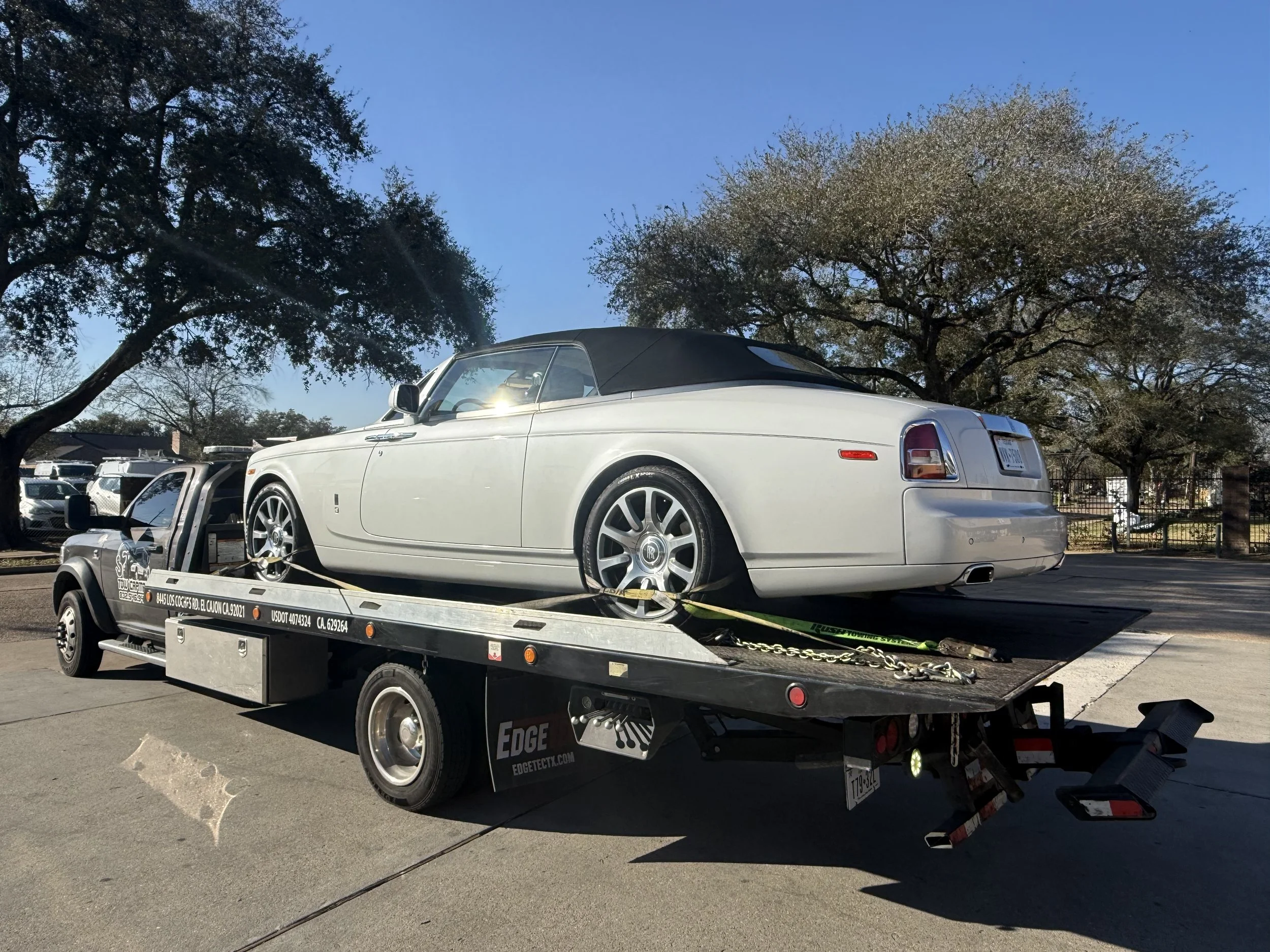 Professional Towing & Roadside Services in Houston TX