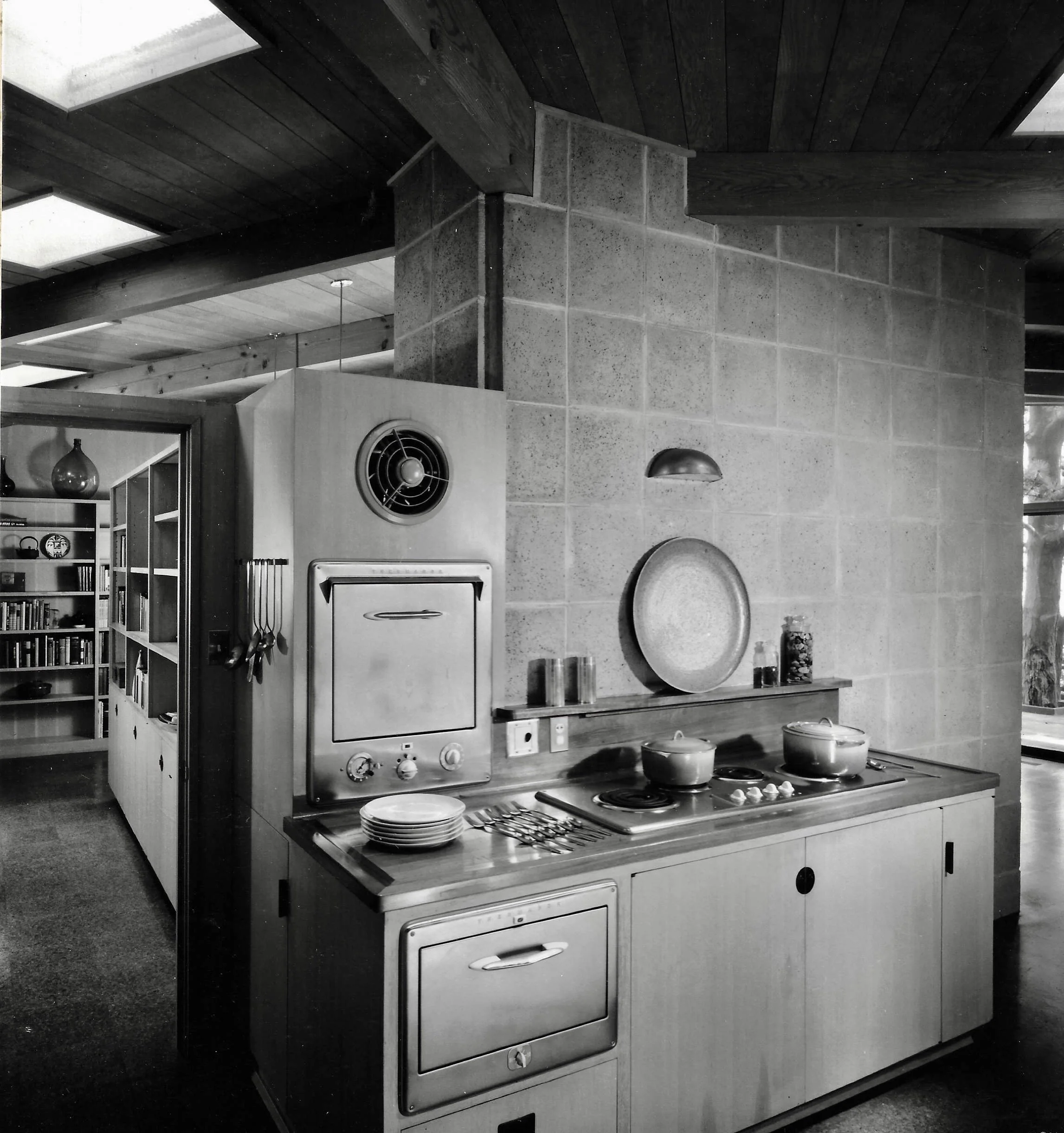 scan Laurence living0006.jpg