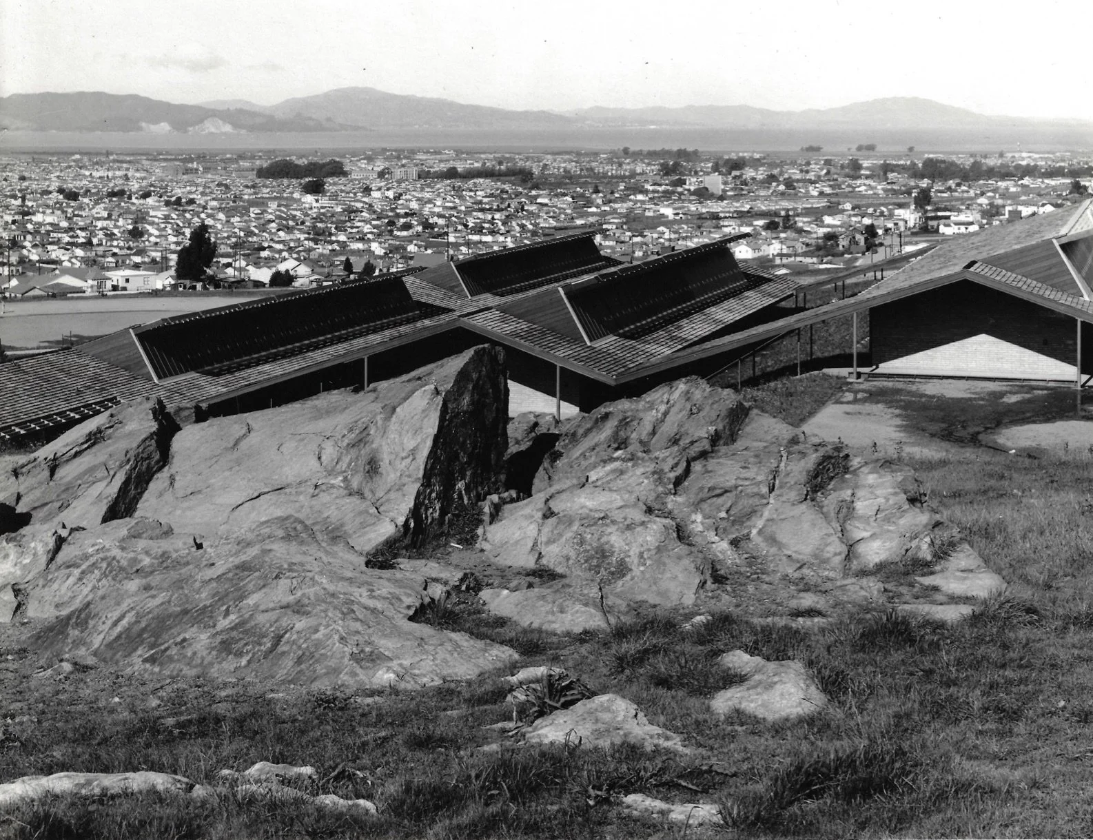 Mira Vista Elementary School