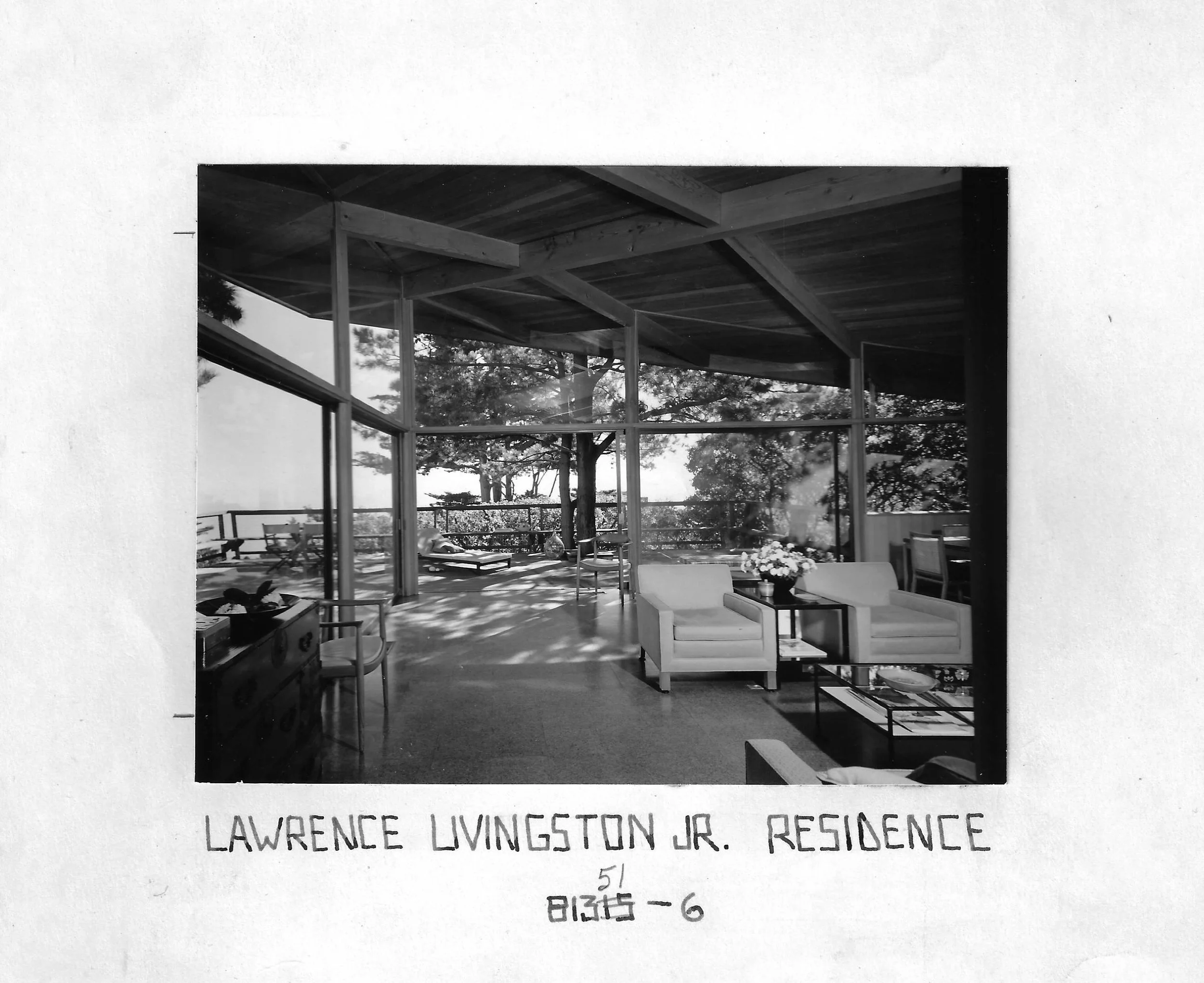 scan Laurence living0002.jpg