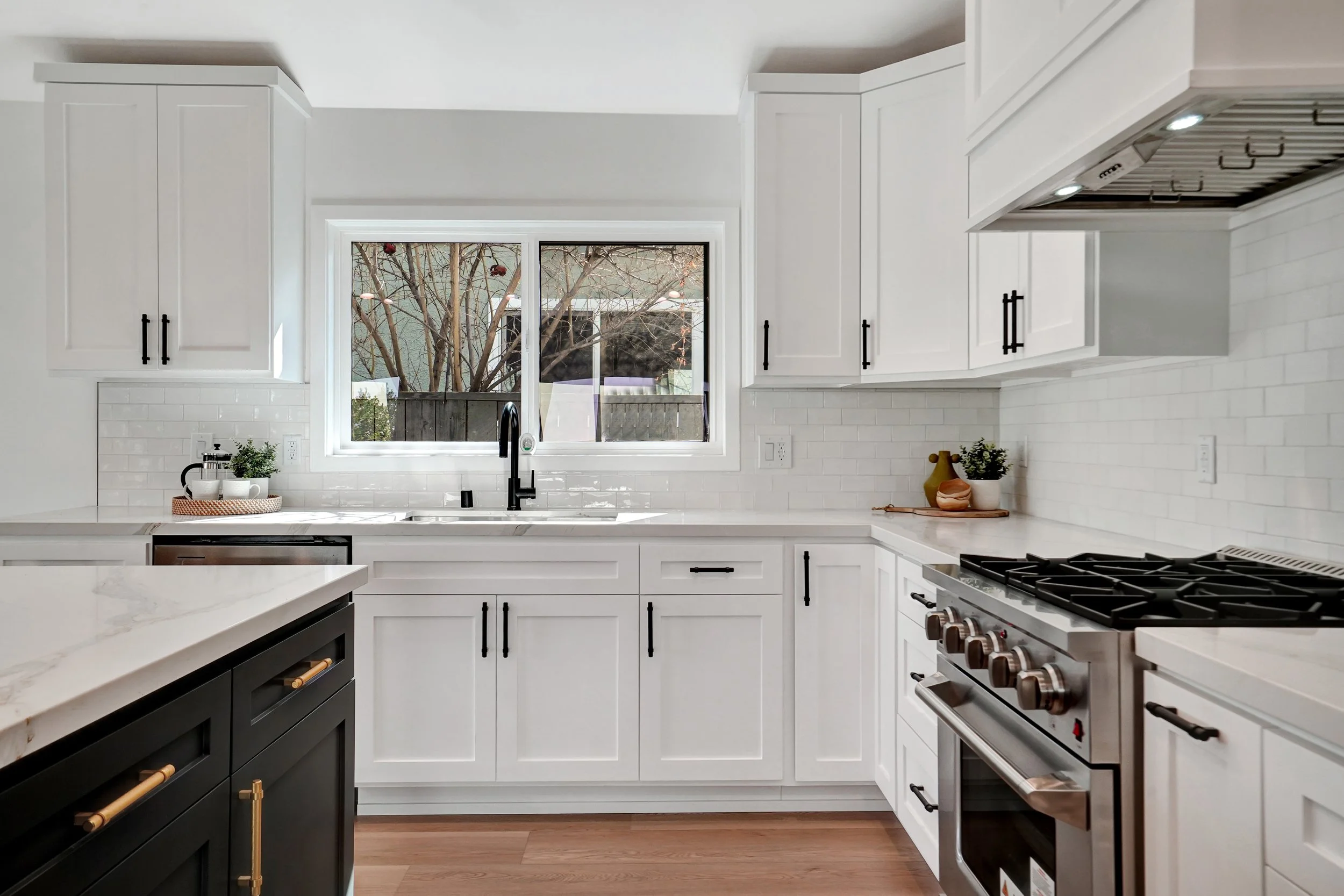 3326 La Clede Ave-9.jpg