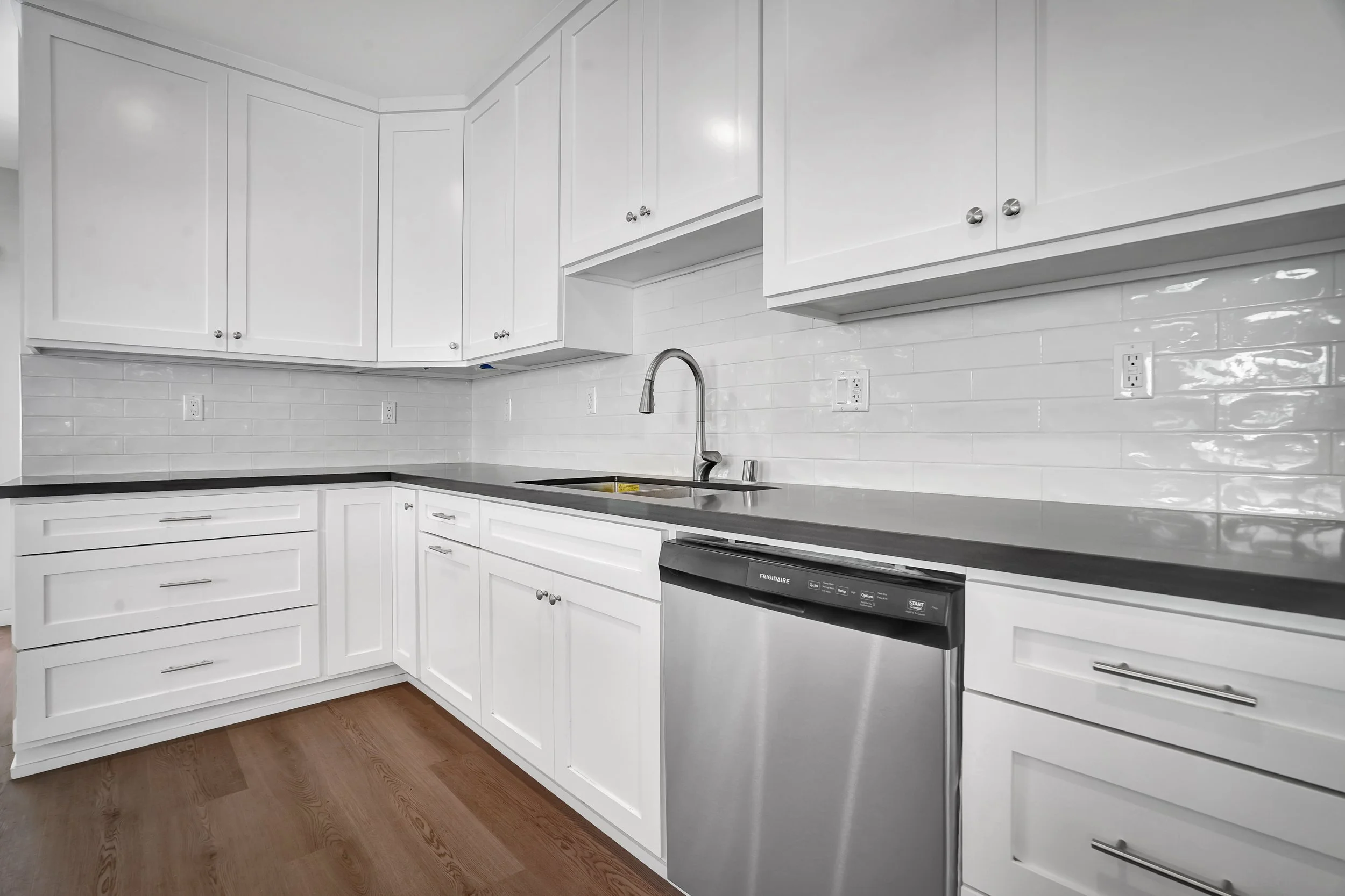 124 N Florence St-10.jpg