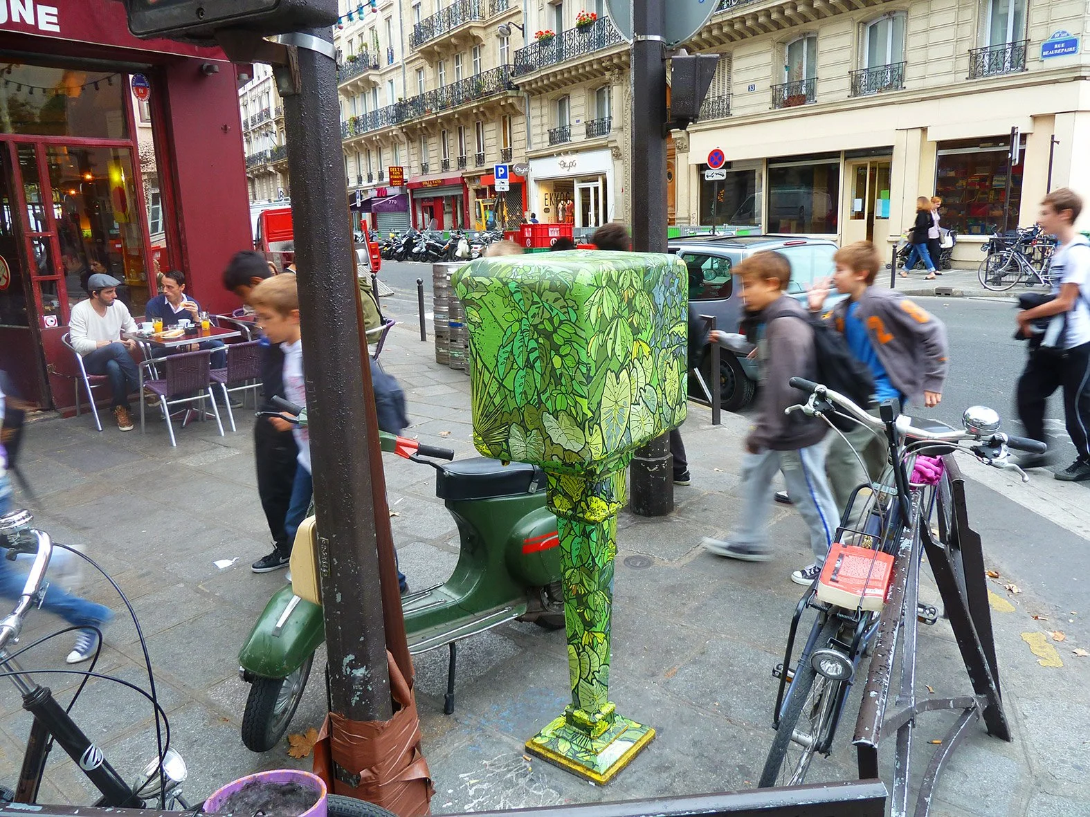 Boîtes aux lettre végétales / 2011