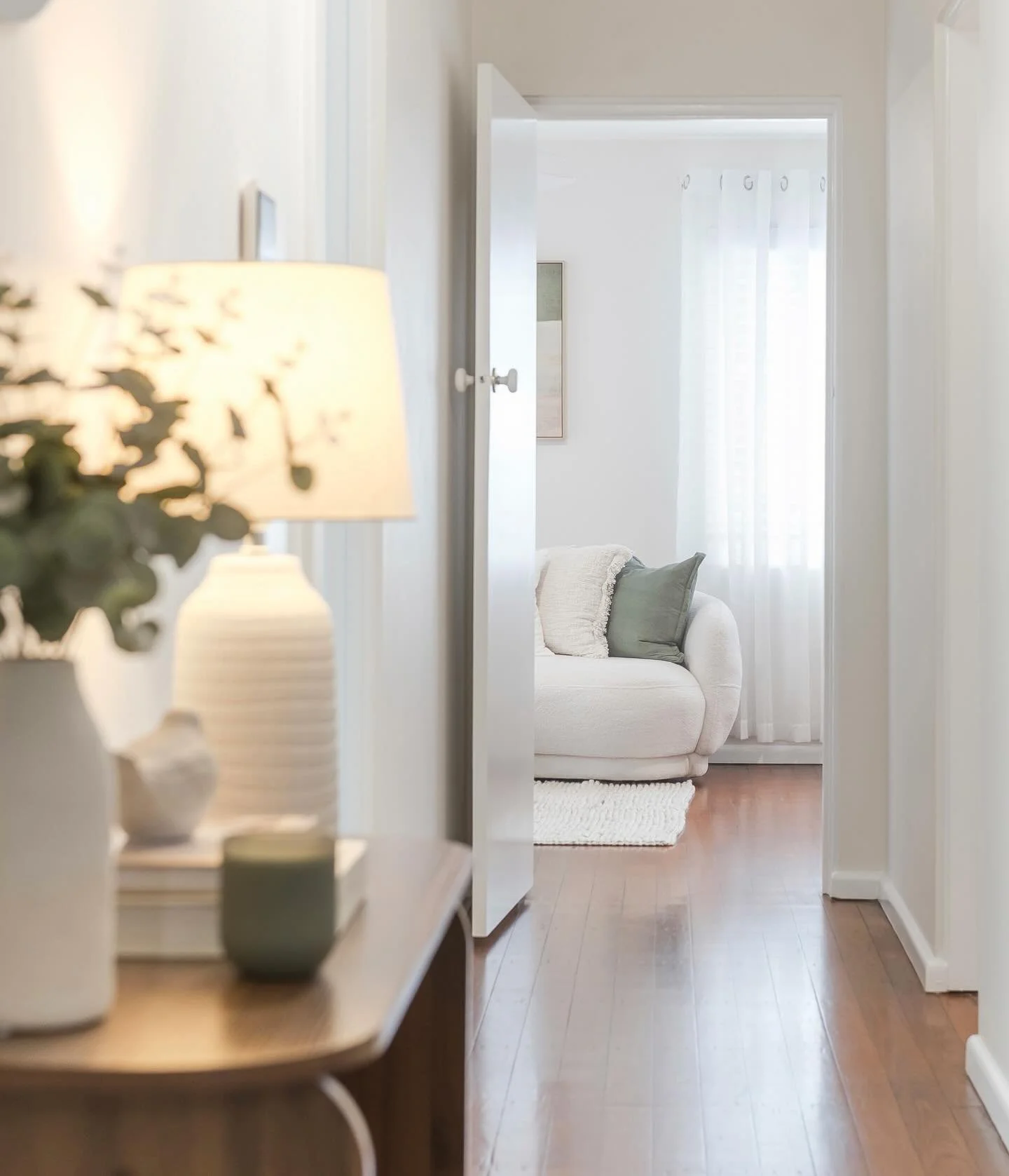 Drummoyne | Sold before auction ✨ 
First impressions are everything and this hallway set the tone beautifully!