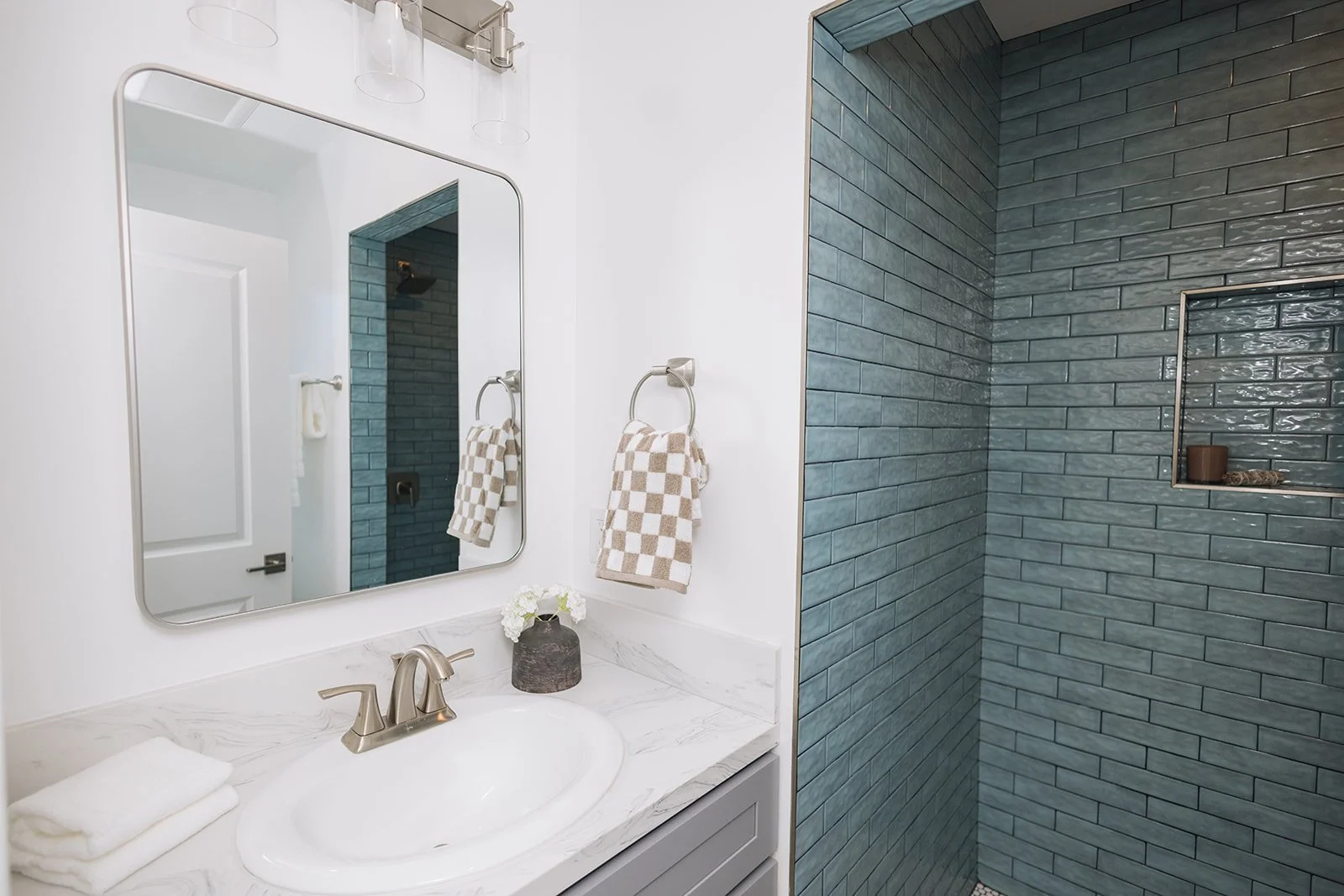 Encinitas PRADU - Bathroom