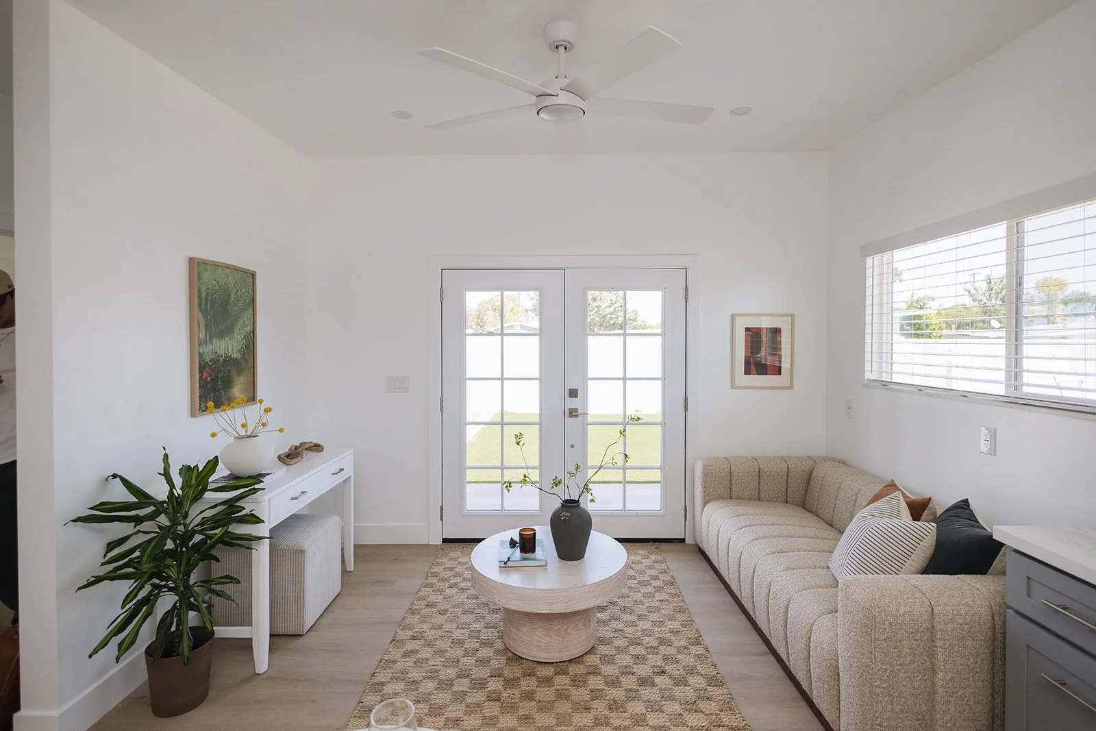 Encinitas PRADU - Living Room