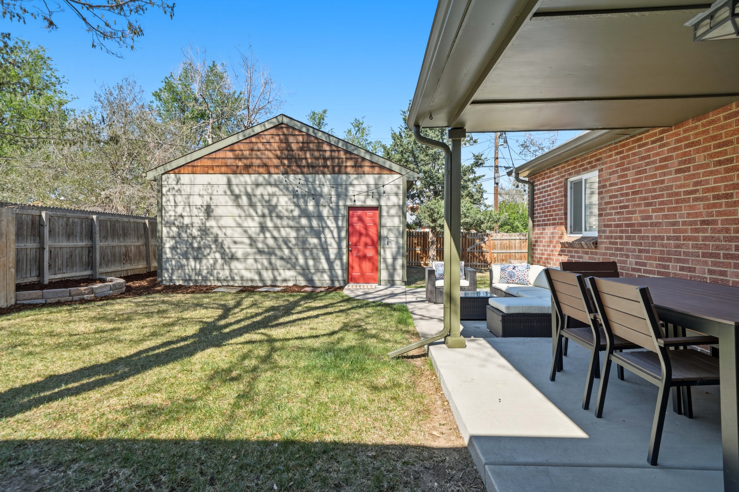 2949 Krameria St(MLS)-17.jpg