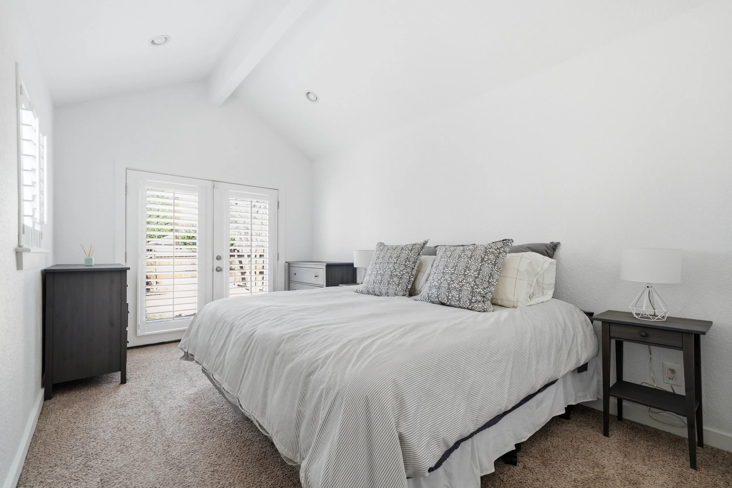 2949 Krameria St(MLS)-8.jpg