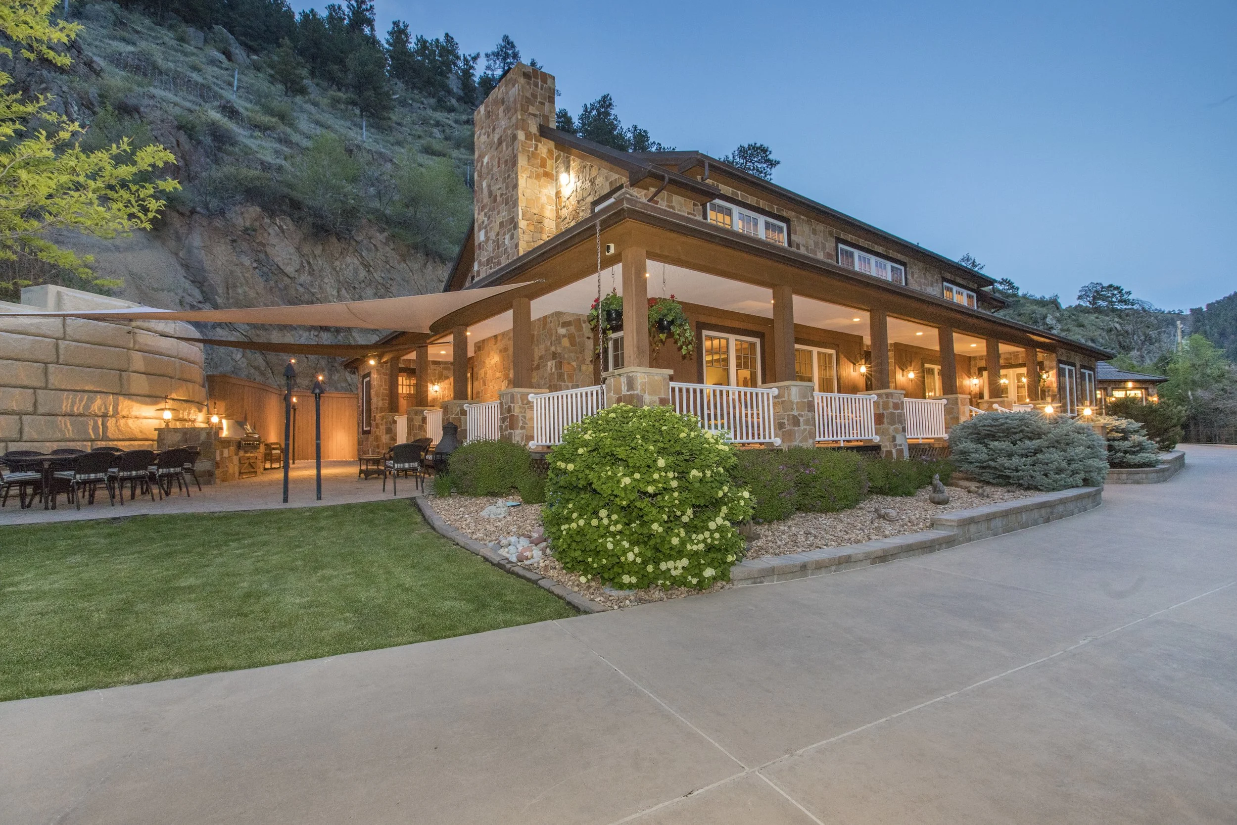 Big Thompson Canyon - Custom Homes Loveland CO (38).jpg