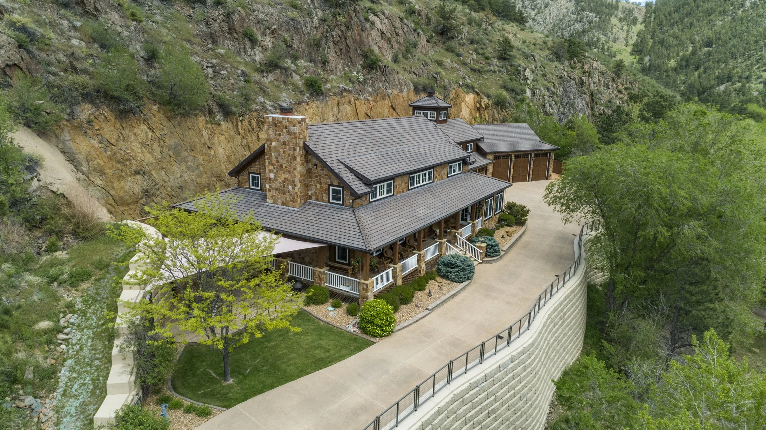 Big Thompson Canyon - Custom Homes Loveland CO (27).jpg