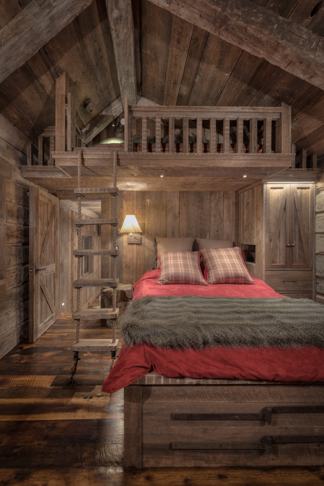 Historic Cabin Remodel Allenspark CO Custom Homes (20).JPG