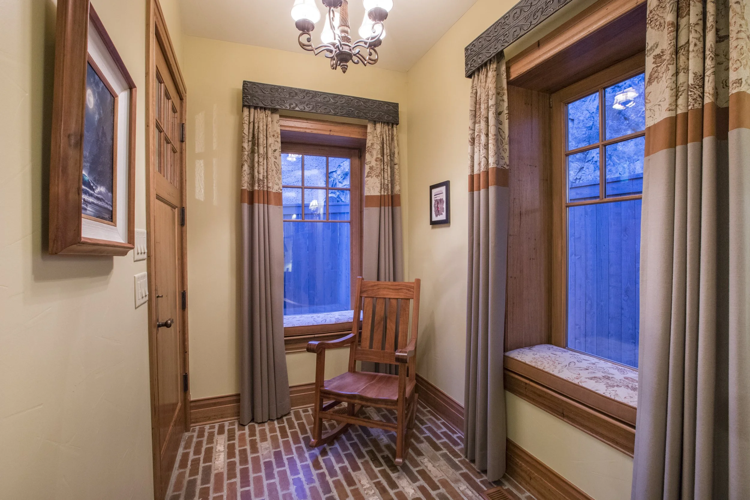 Big Thompson Canyon - Custom Homes Loveland CO (13).jpg