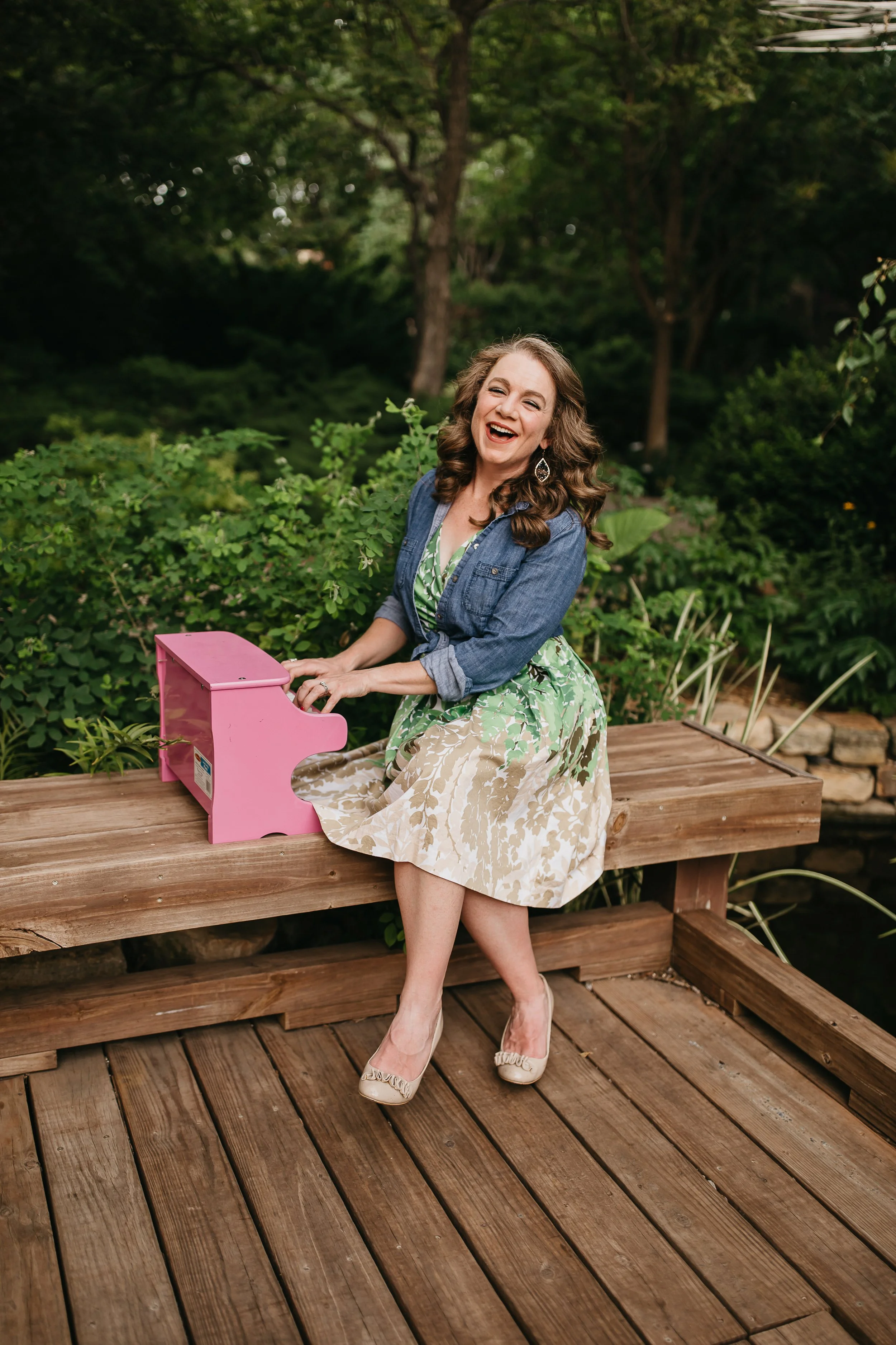 Performance by Katie T