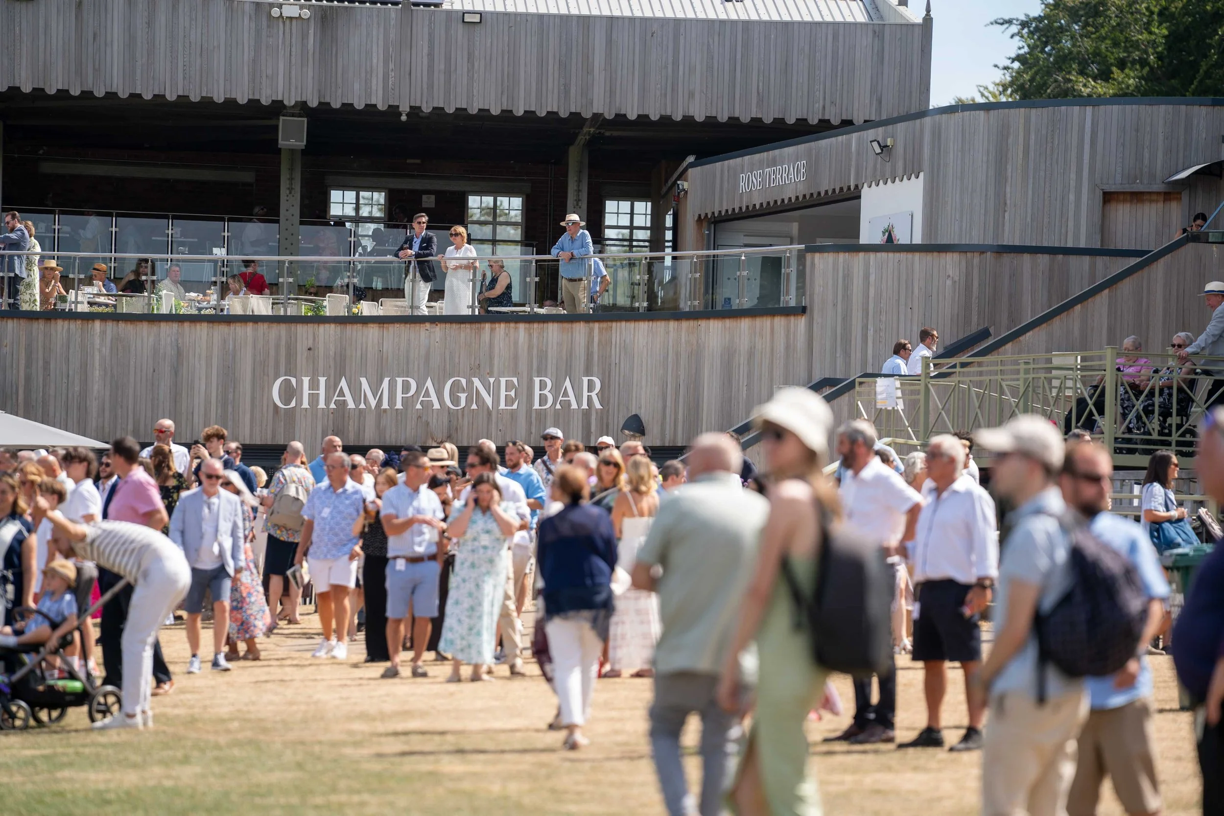 newmarket racecourse champagne bar premier enclosure event photography by photobox events