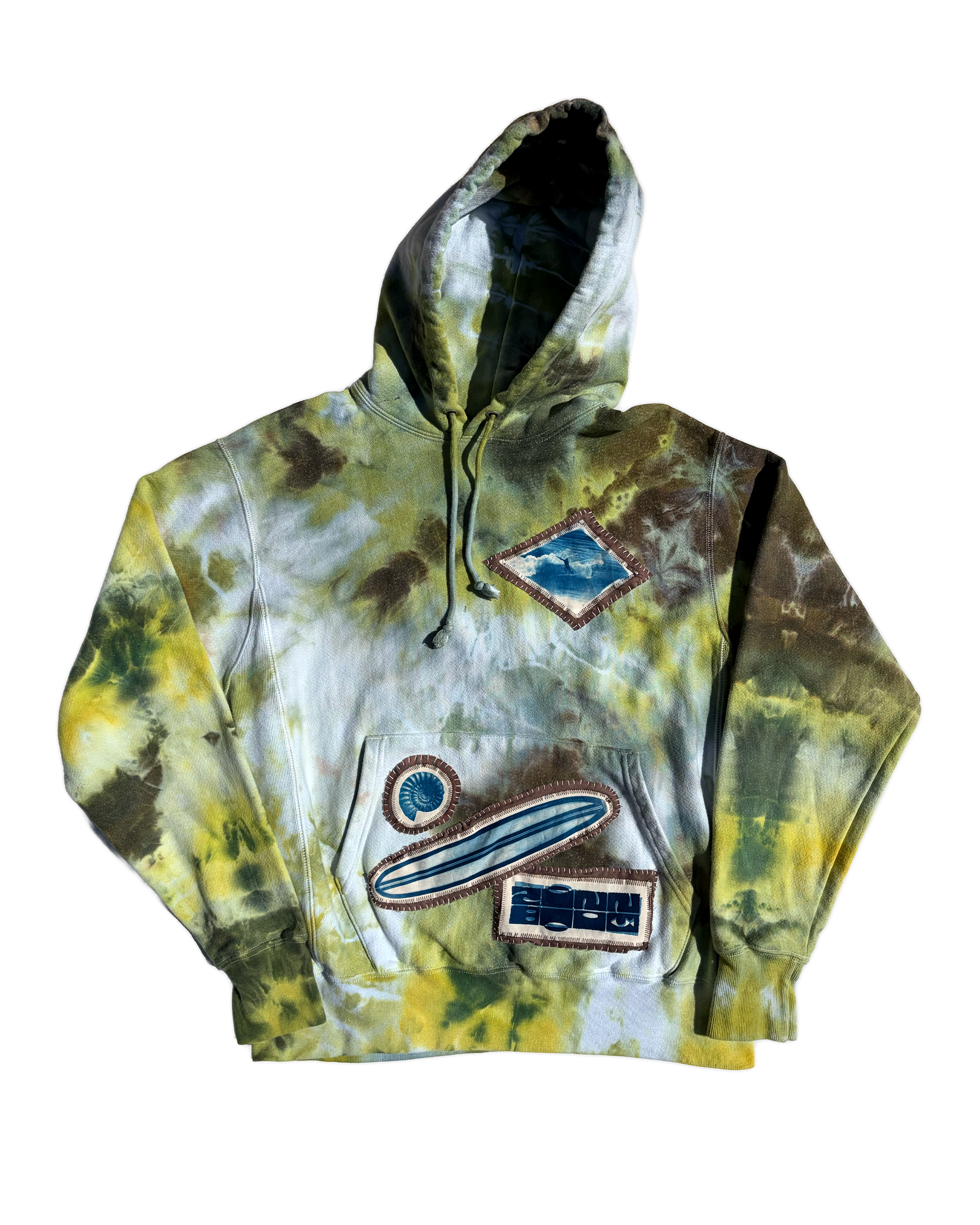 GREEN_SWEATSHIRT_FRONT.png