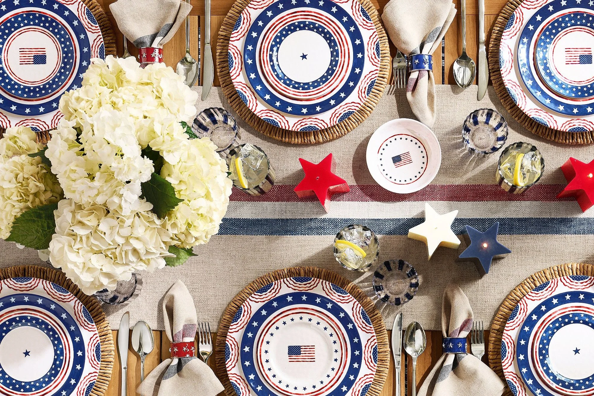 Americana_Tablescape.jpg