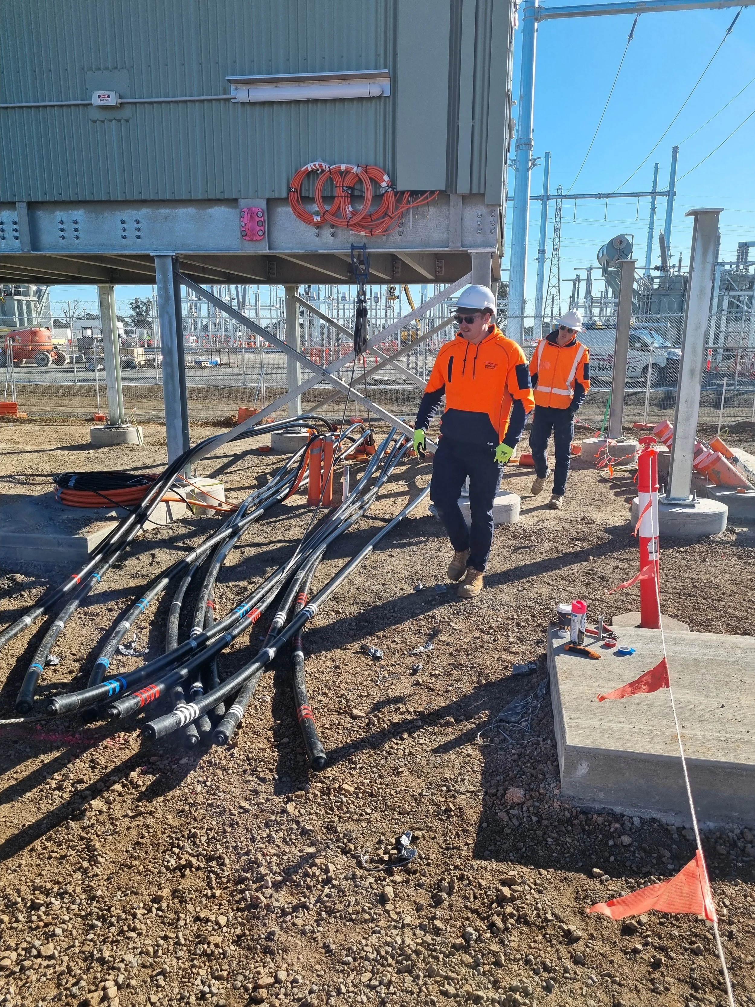 Cable pull in a solar farm - links between solar farm to power distributer