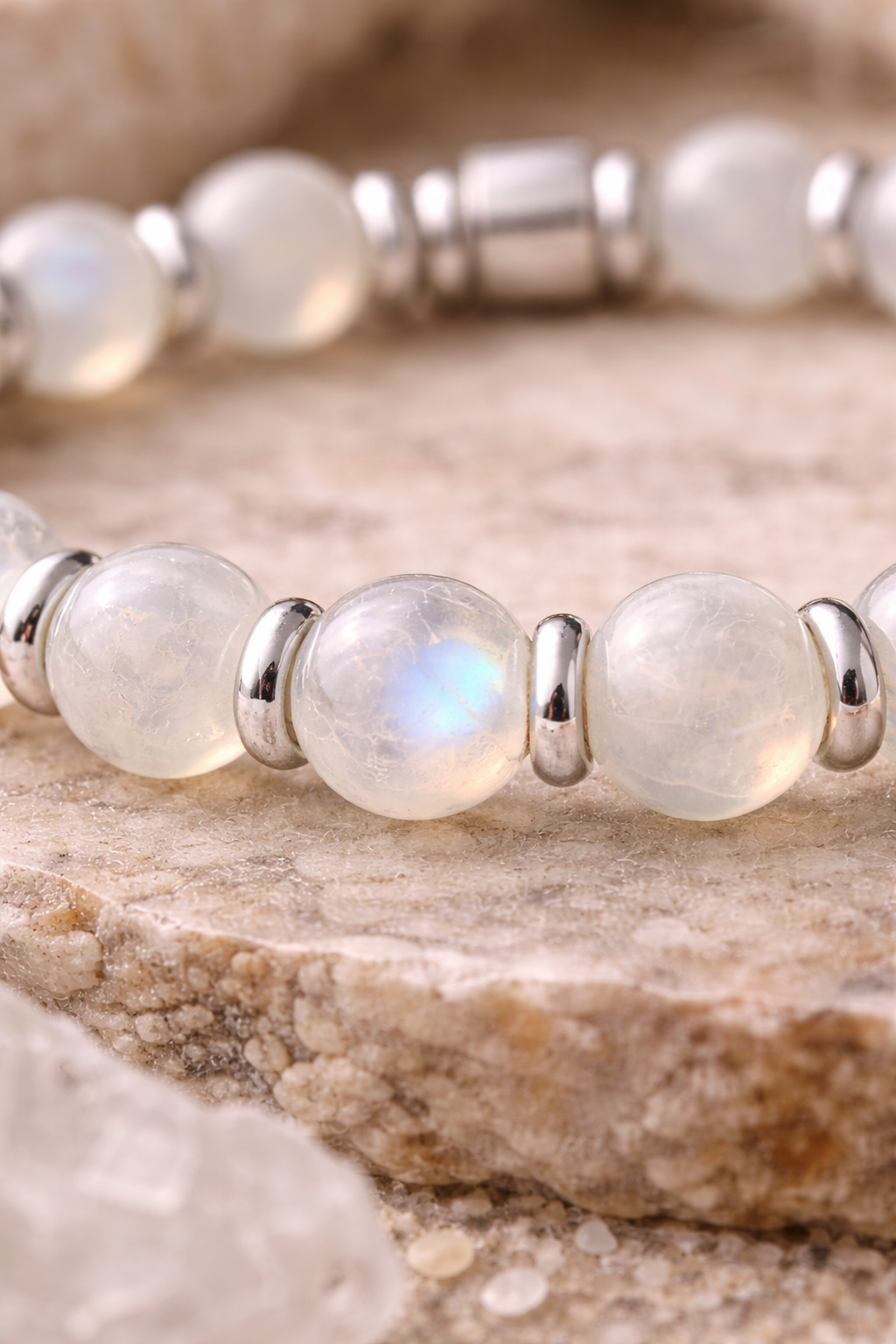 Moonstone Macro Detailing.png