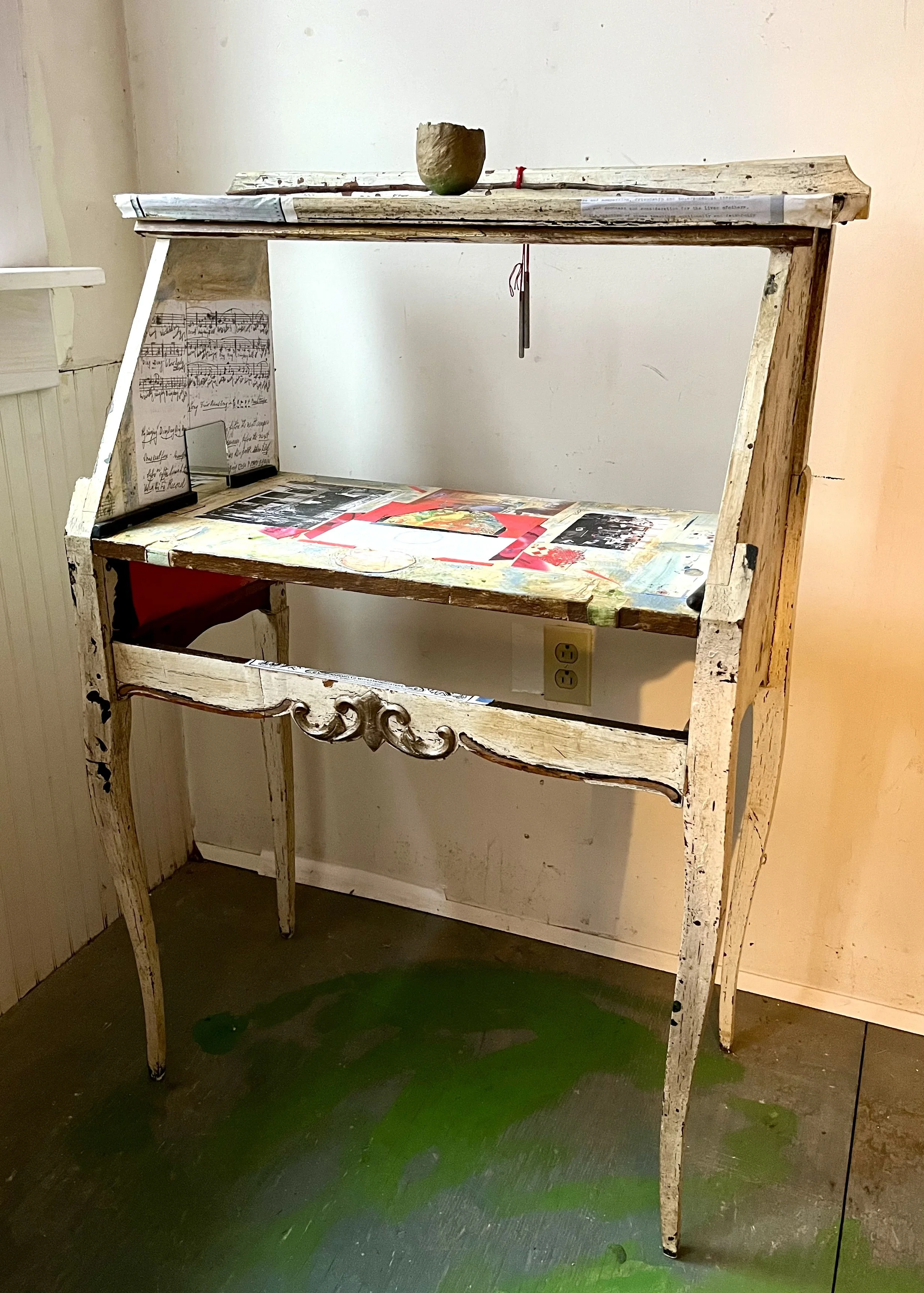 Ancestors/Invisibles, 2026, mixed media, 30 x 13.5 x 42"