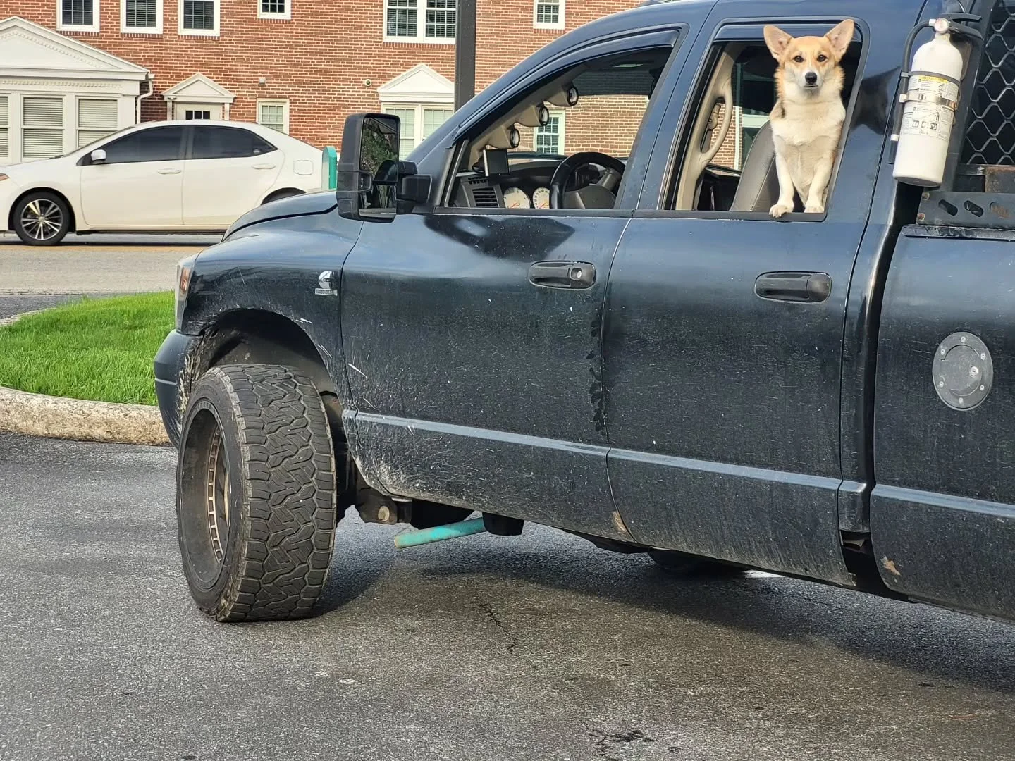 Had it back on the road within an hour. 

I have been pretty bad at keeping the updates going. This is my last month doing diesel repair to the public. I have hired a new fabricator to take JD's place until he comes back as well. 

Also now have 3 tr