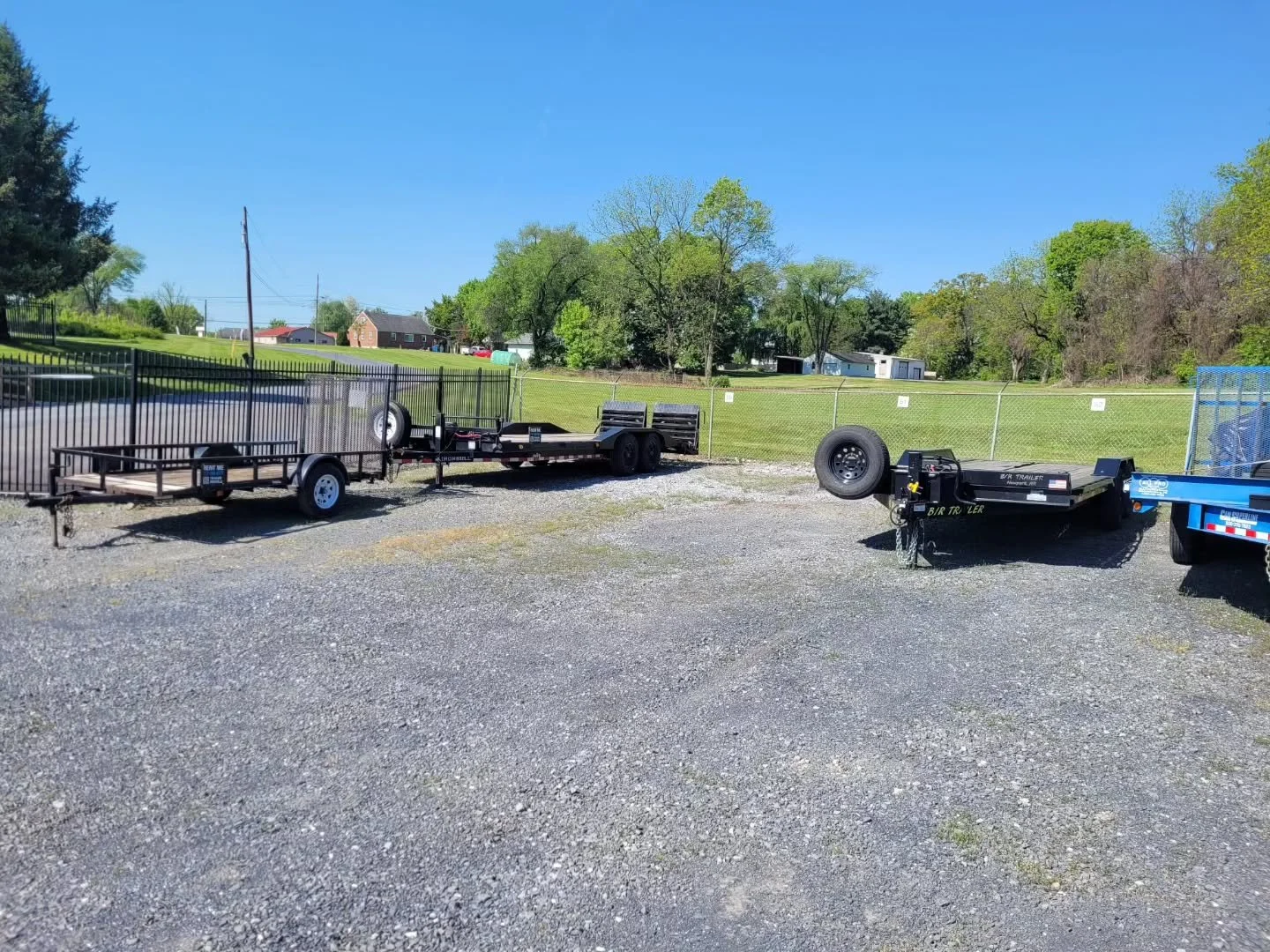 Trailer rental prices are changed since they only seem to go out on the weekends!

Monday through Thursday - $100/daily

Friday through Sunday - $125/daily

We still take a $100 refundable deposit on top that is returned on drop off.

cpstevemiller.c