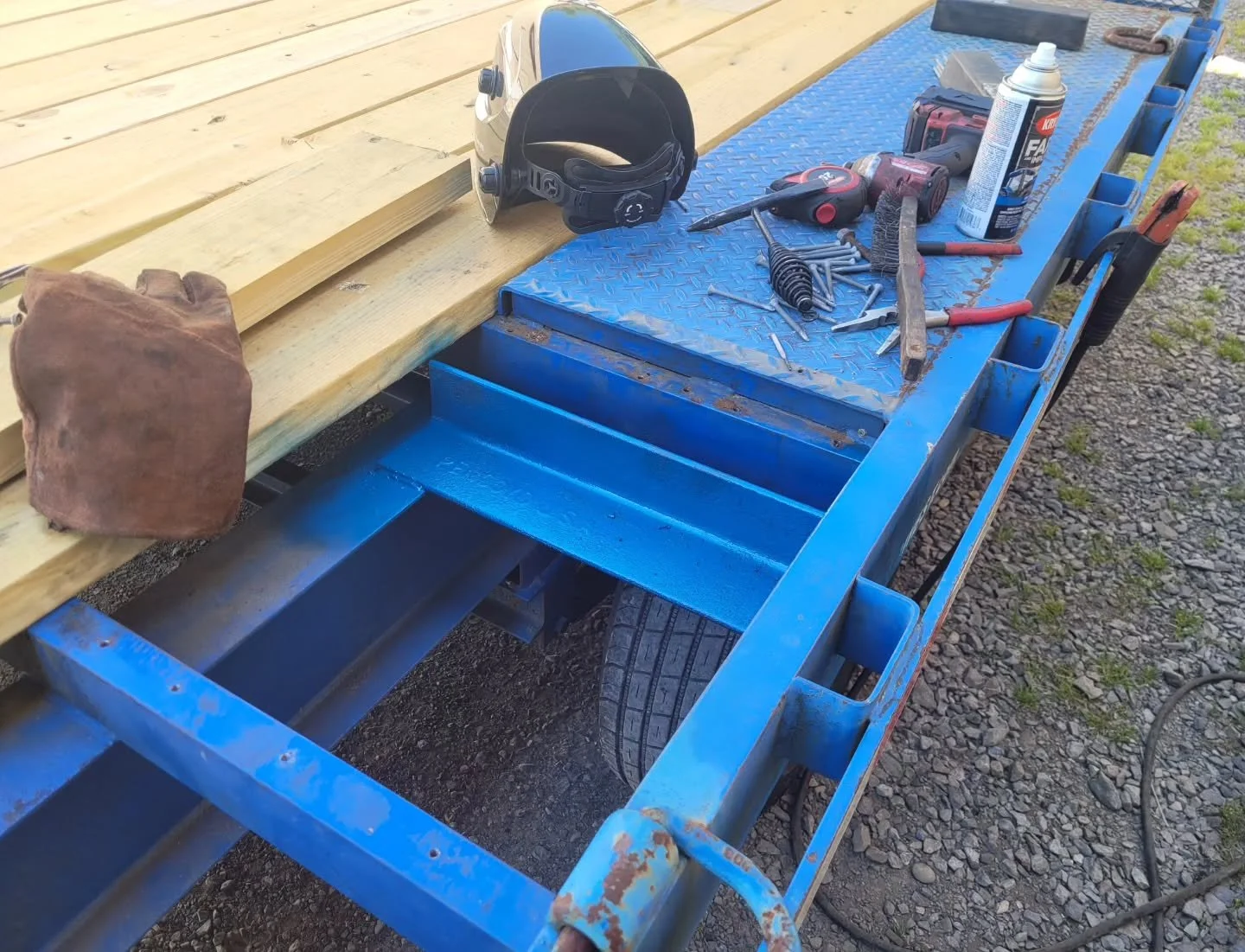 Final support has been installed and the handle on the ramps is fabricated/installed as well. 

cpstevemiller.com 
717-386-8977