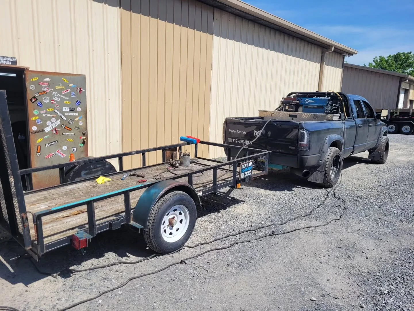 Another day another welding project.

Today's build is for the Church event on Saturday.

Tomorrow will be a Dakota day. Hoping to have the Hemi in place and permanently mounted tomorrow. 

Will start scheduling for next week this weekend. 

cpstevem