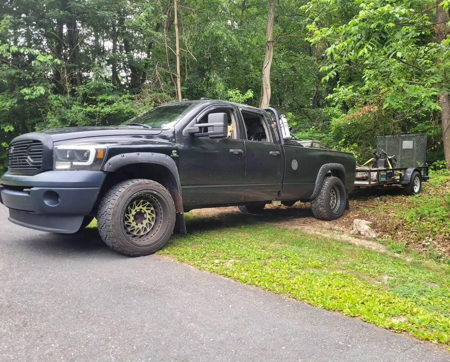 Loaded up and ready to be thrown on the parts shelf. 

Going to have a good 4.7 for sale here soon. 

Recommend chains and manifolds but otherwise was a running motor. 

Also have two 545rfe's and transfer cases. 

cpstevemiller.com 
717-386-8977