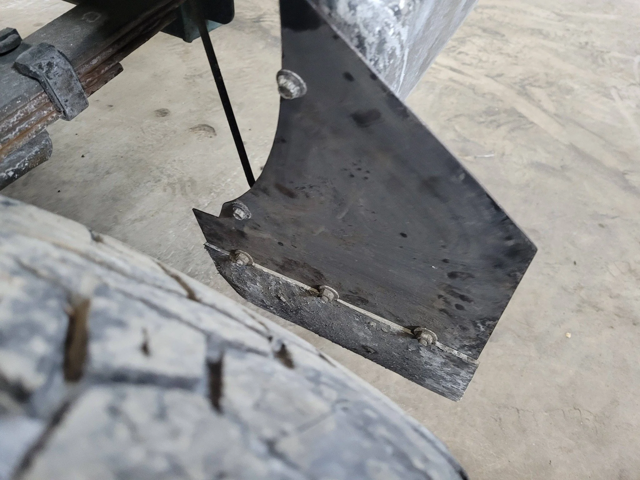 Mudflap 3.jpg