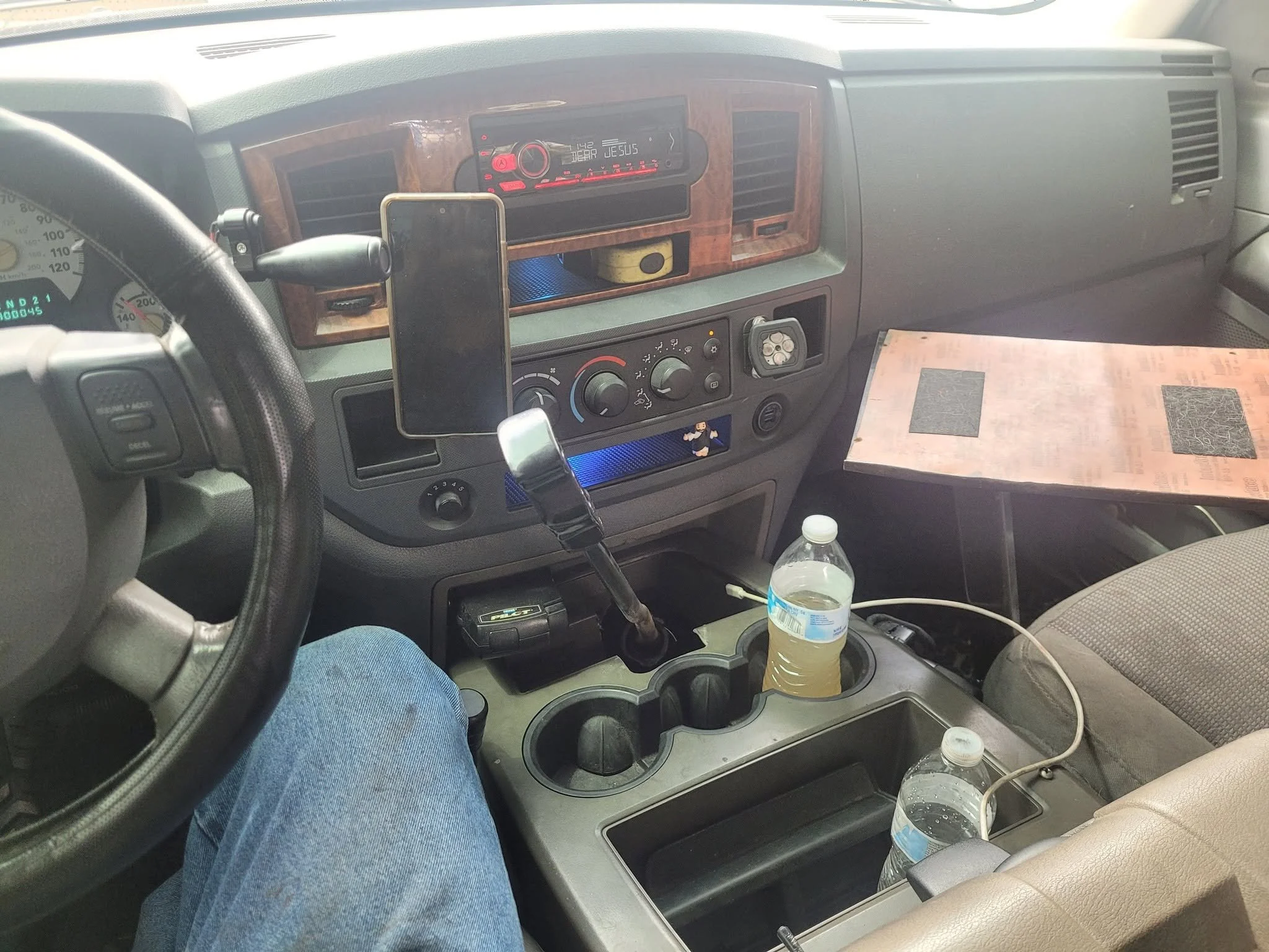 NV5600 Swap - 2006 Ram 2500 With 4x4 & Business Center Console - Non Remote Shifter