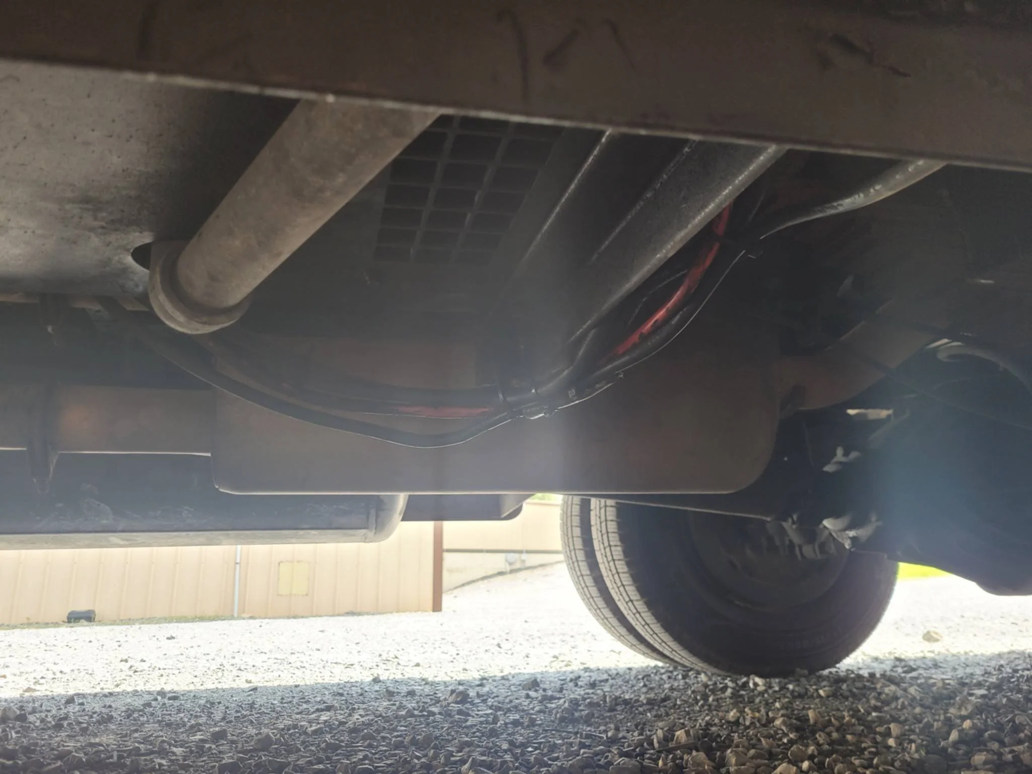 Clearancing the wiring under the truck