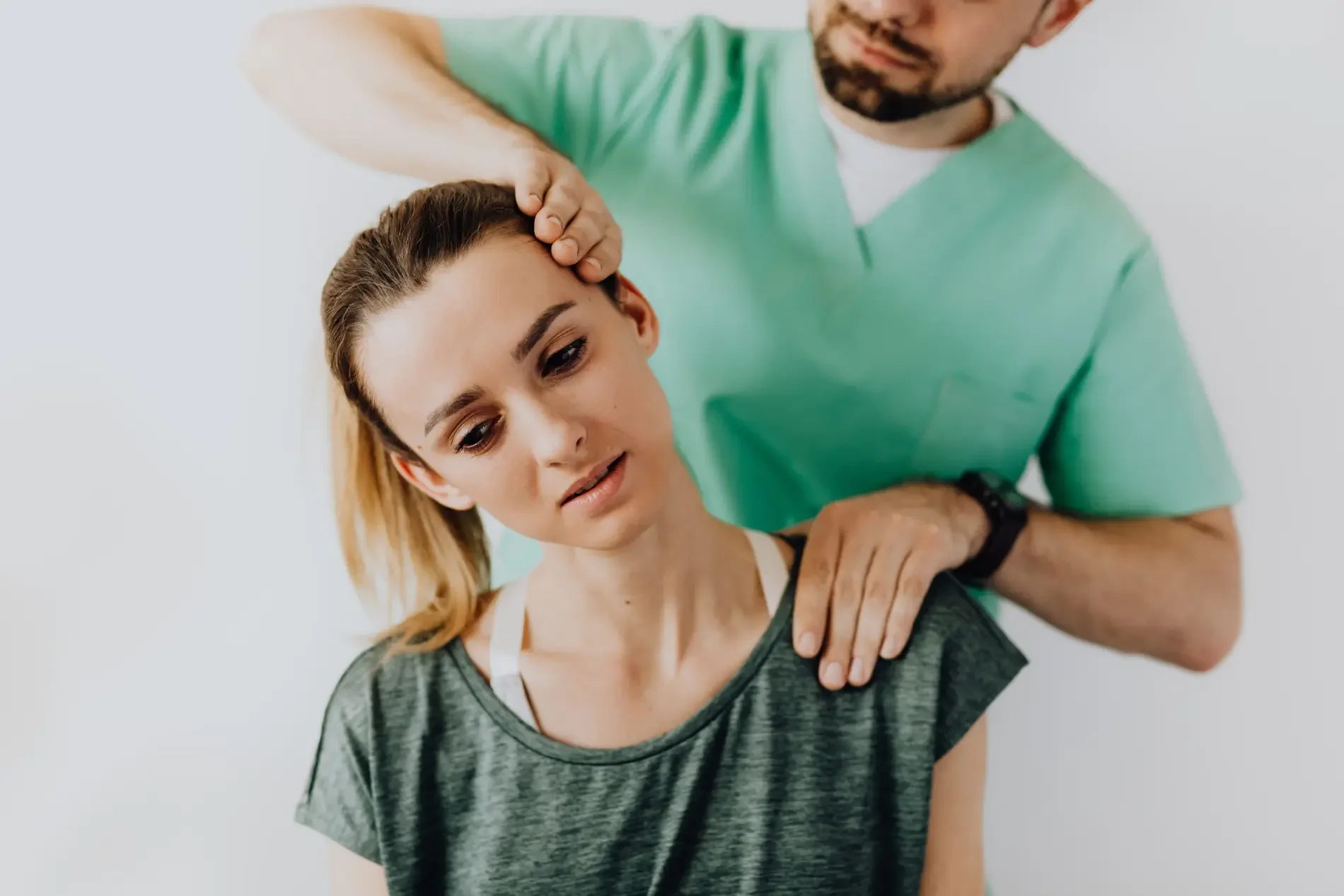 What to Expect at Your First Chiropractic Session
