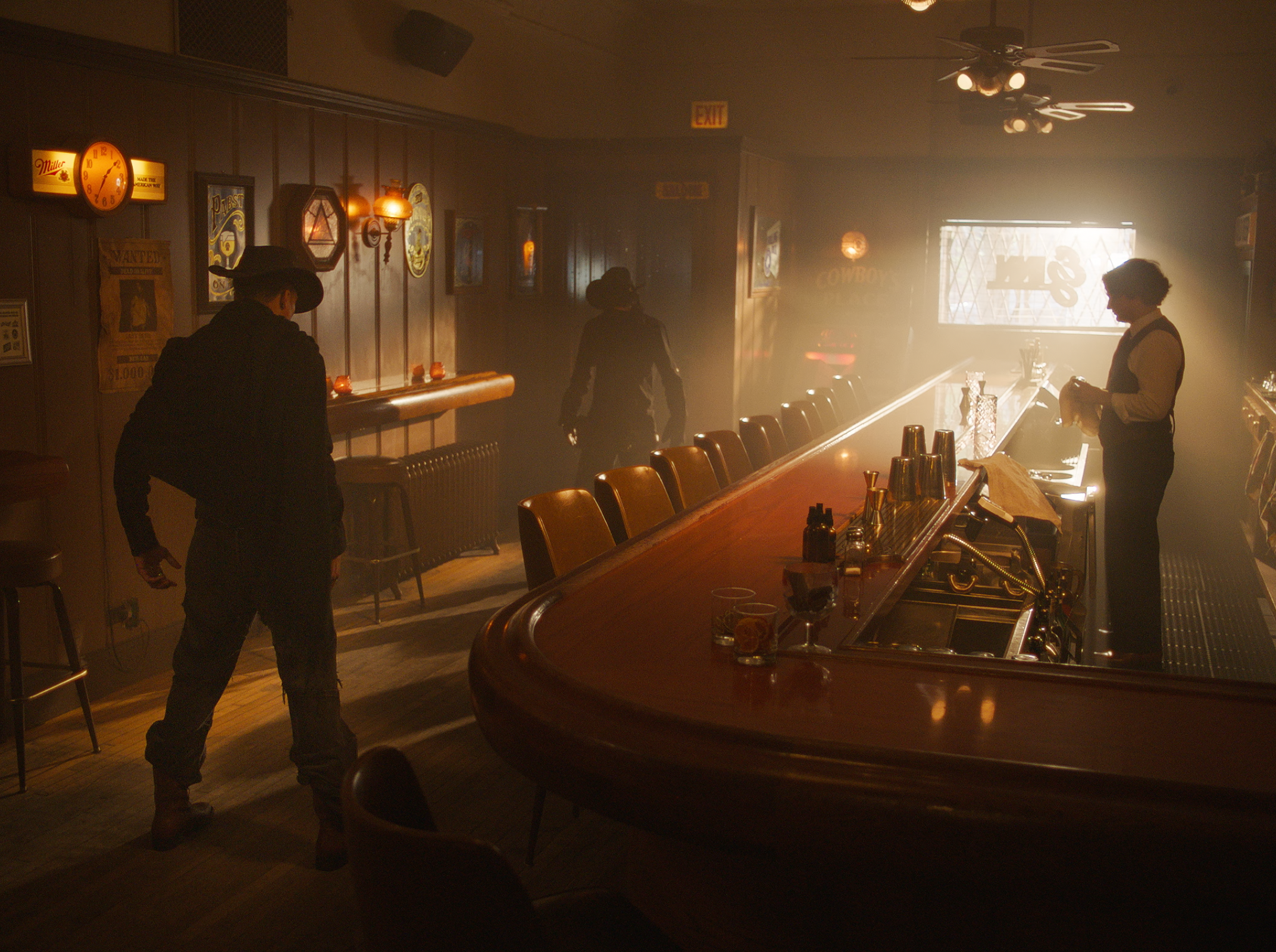 SAMSUNG GALAXY FOLD7 - “THE STANDOFF”